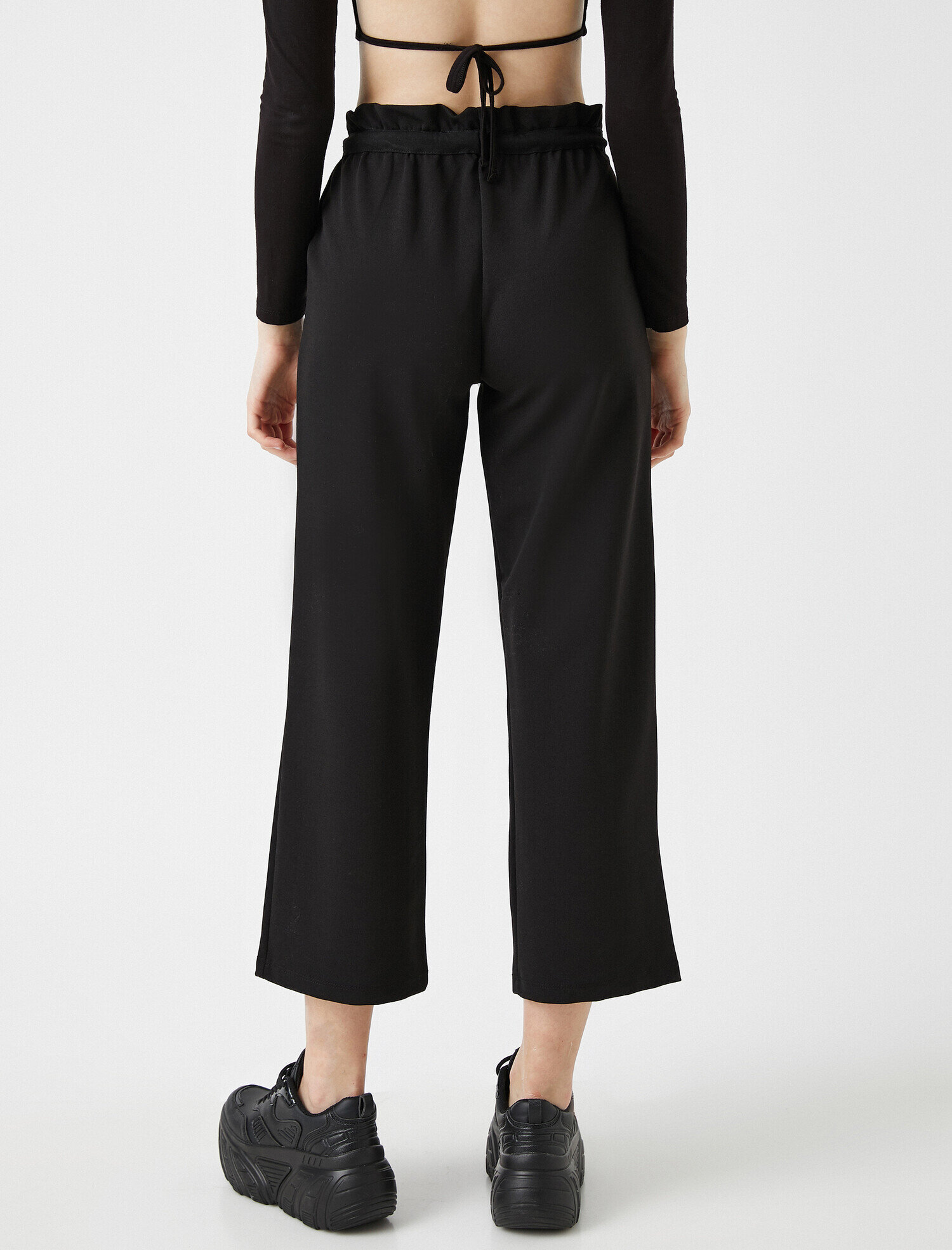   Normal Bel Beli Bağlamalı Cep Detaylı Pantolon