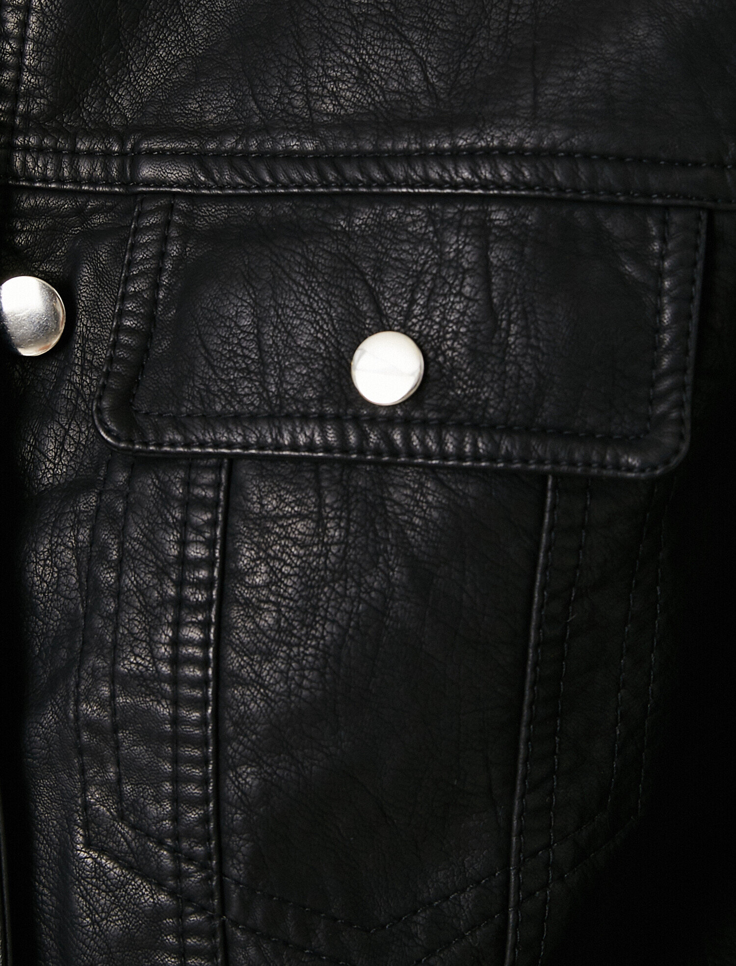   Kısa Deri Görünümlü Ceket