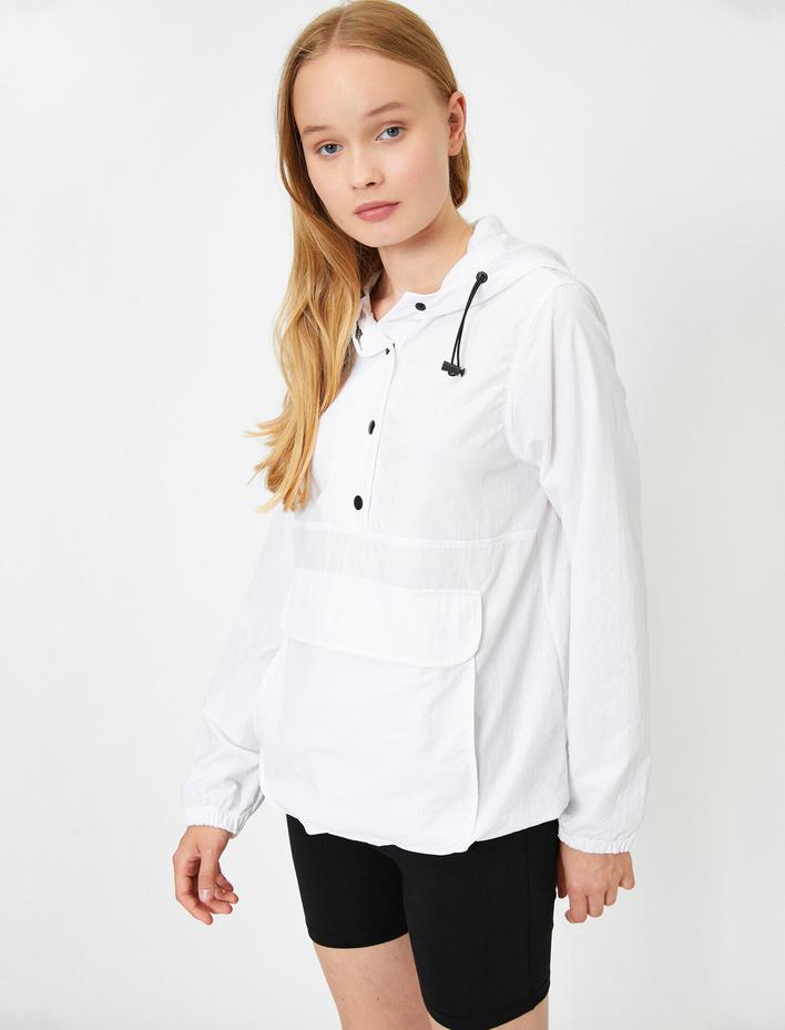  Kapüşonlu Cep Detaylı Düğmeli Ceket