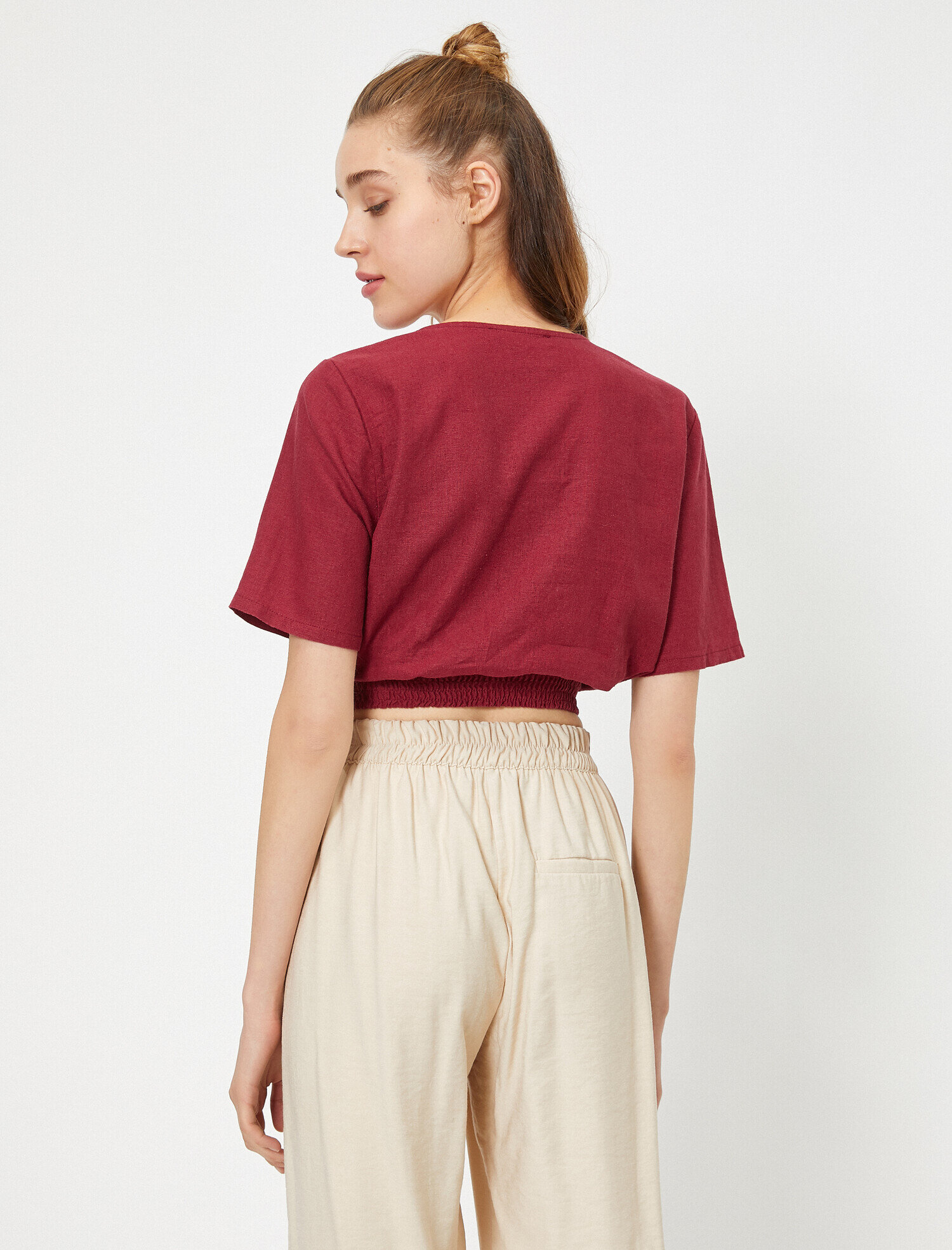 Kruvaze Alttan Lastikli Kısa Kollu Keten Bluz