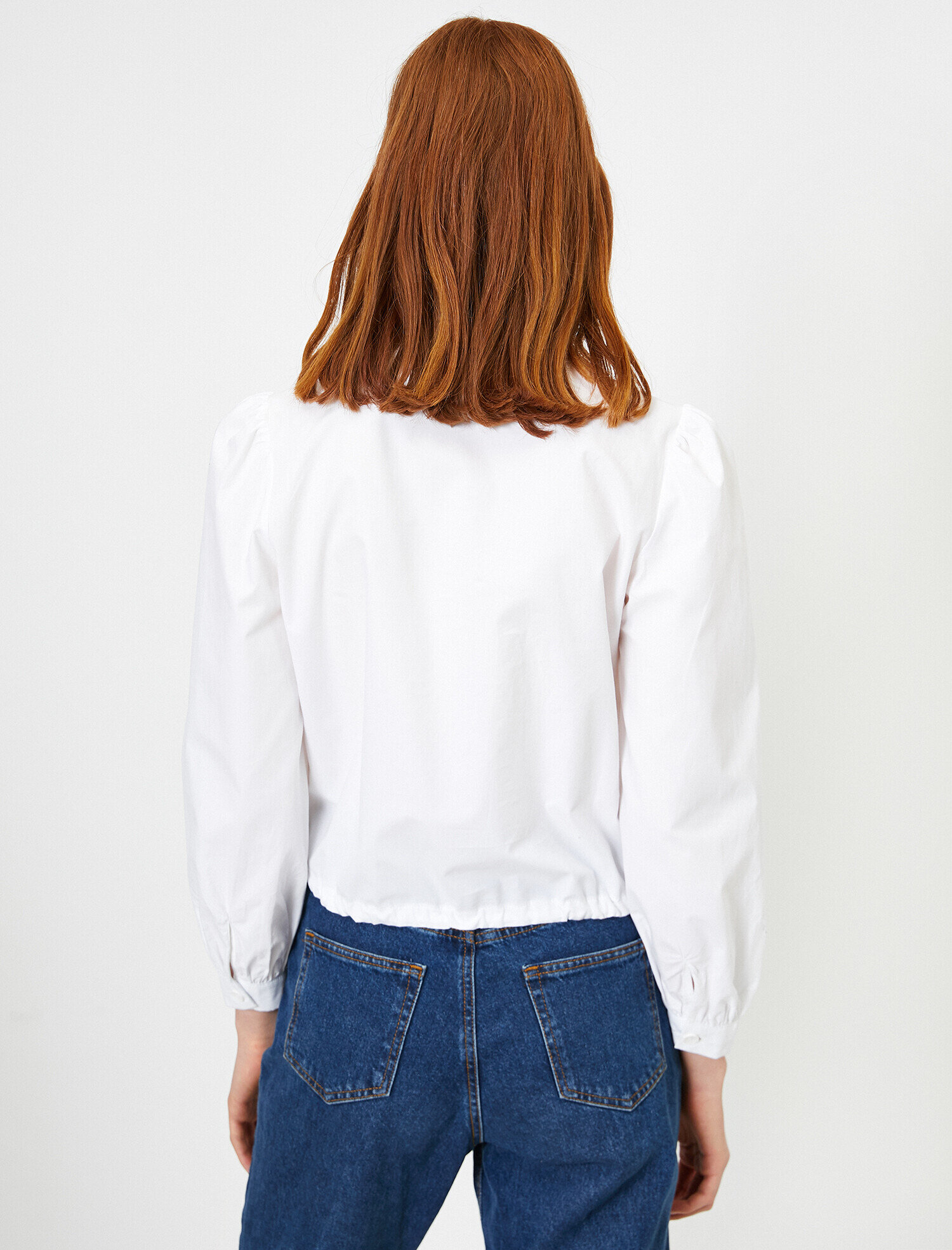   Kare Yaka Beli Bağlama Detaylı Bluz