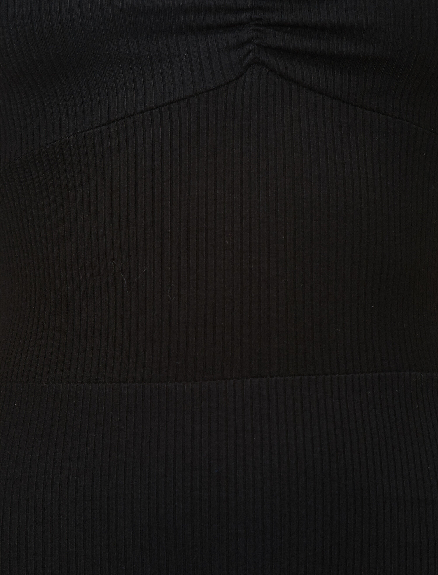   Yaka Detaylı Büzgülü Kısa Kollu Midi Elbise