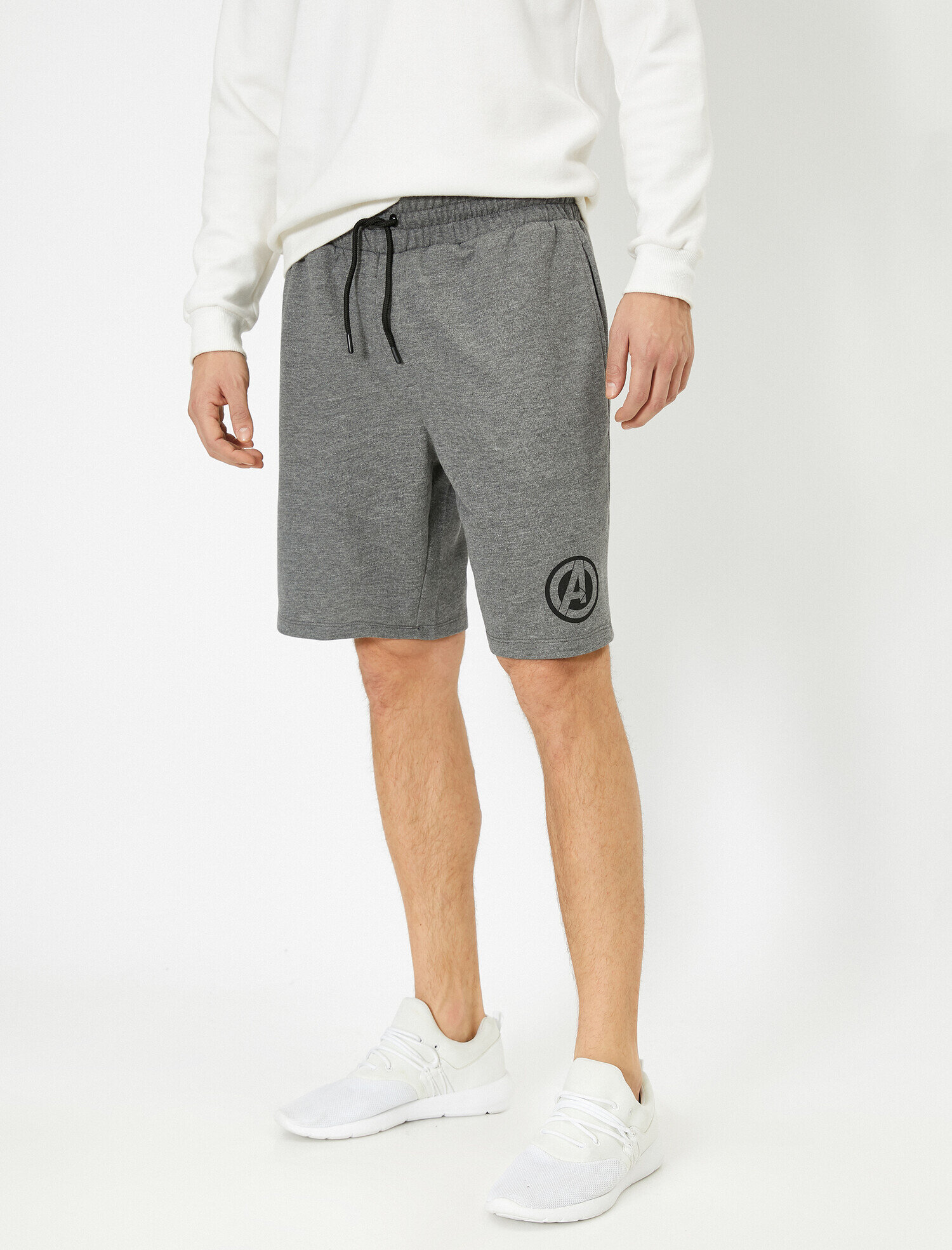   Yazılı Baskılı Şort