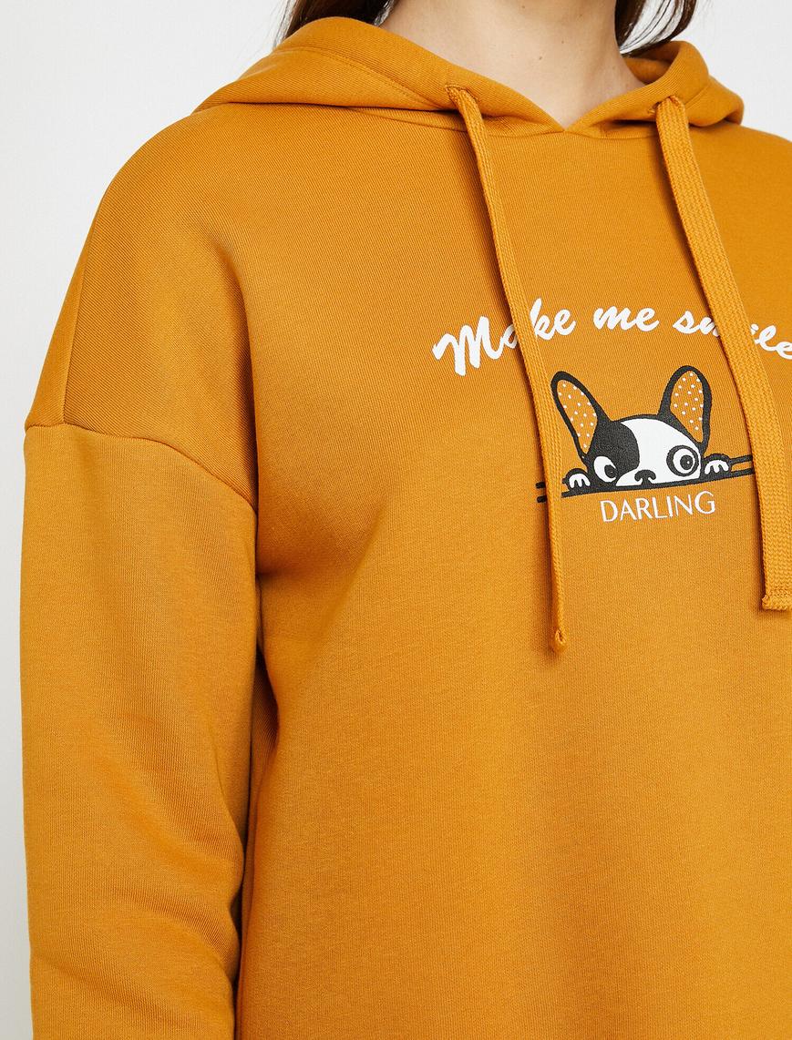   Kapüşonlu Sweatshirt