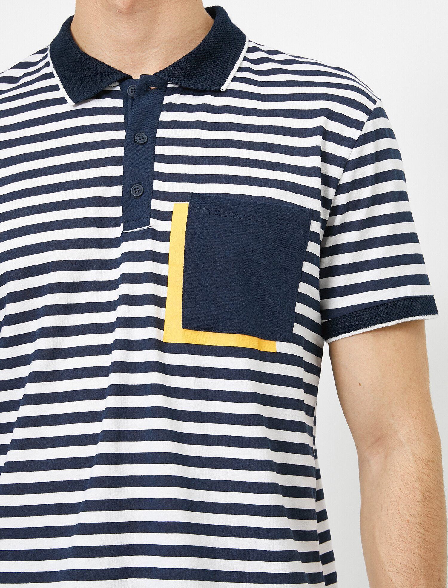   Polo Yaka Cep Detaylı Yatay Çizgili Süprem Kumaş Slim Fit Tişört