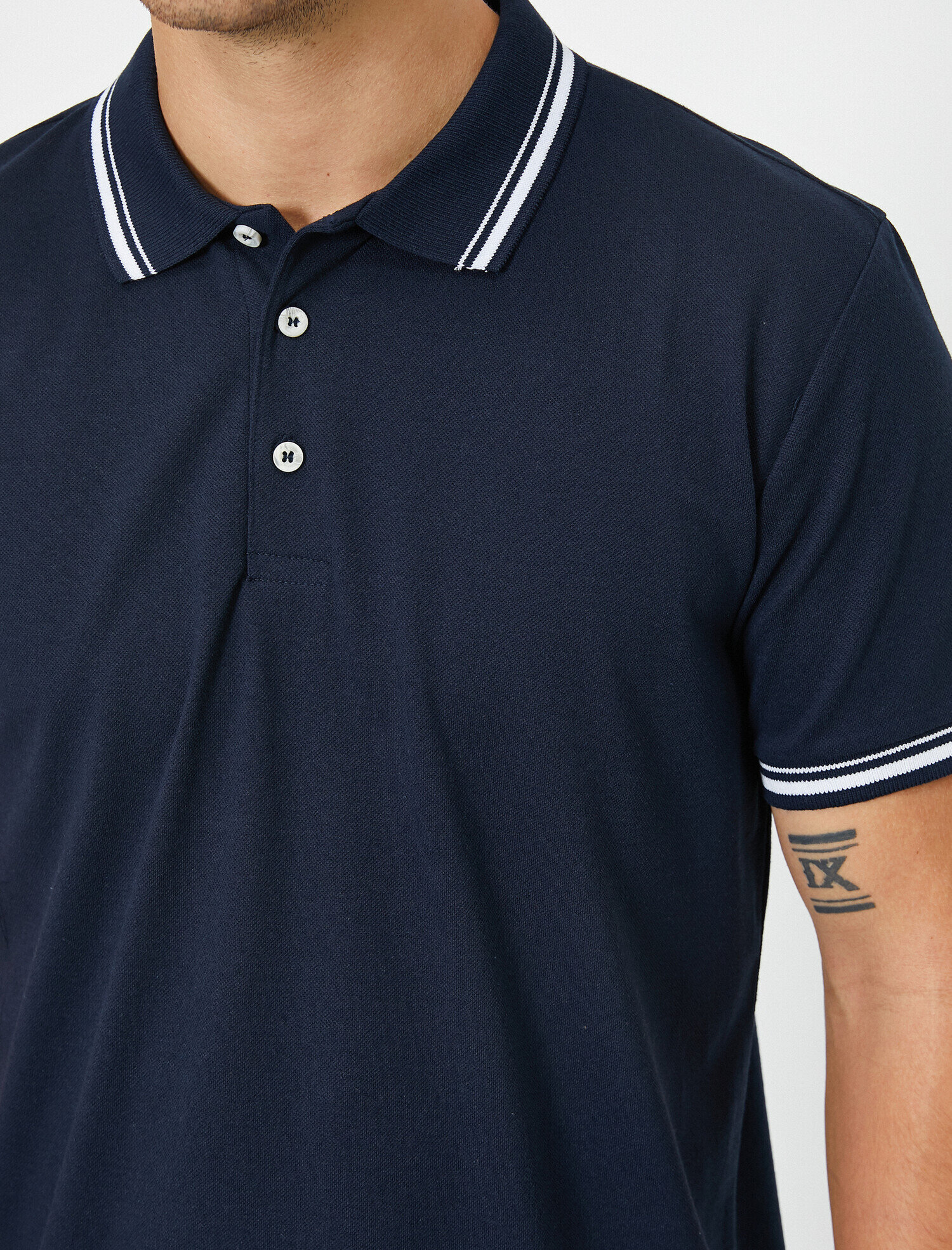 Polo Yaka Tişört Dar Kesim Kısa Kollu