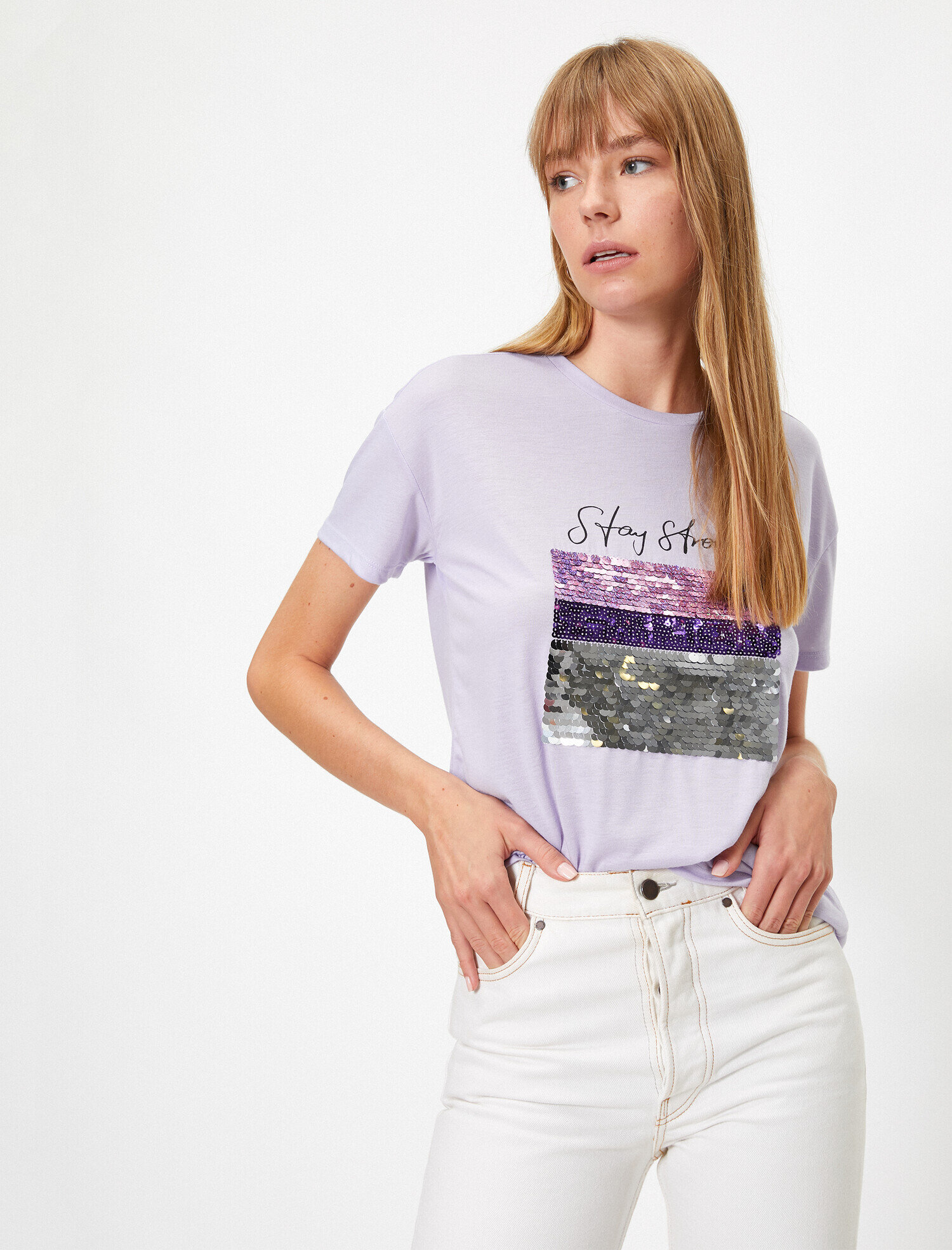   Pul Payet Slogan Detaylı Bisiklet Yaka Tişört