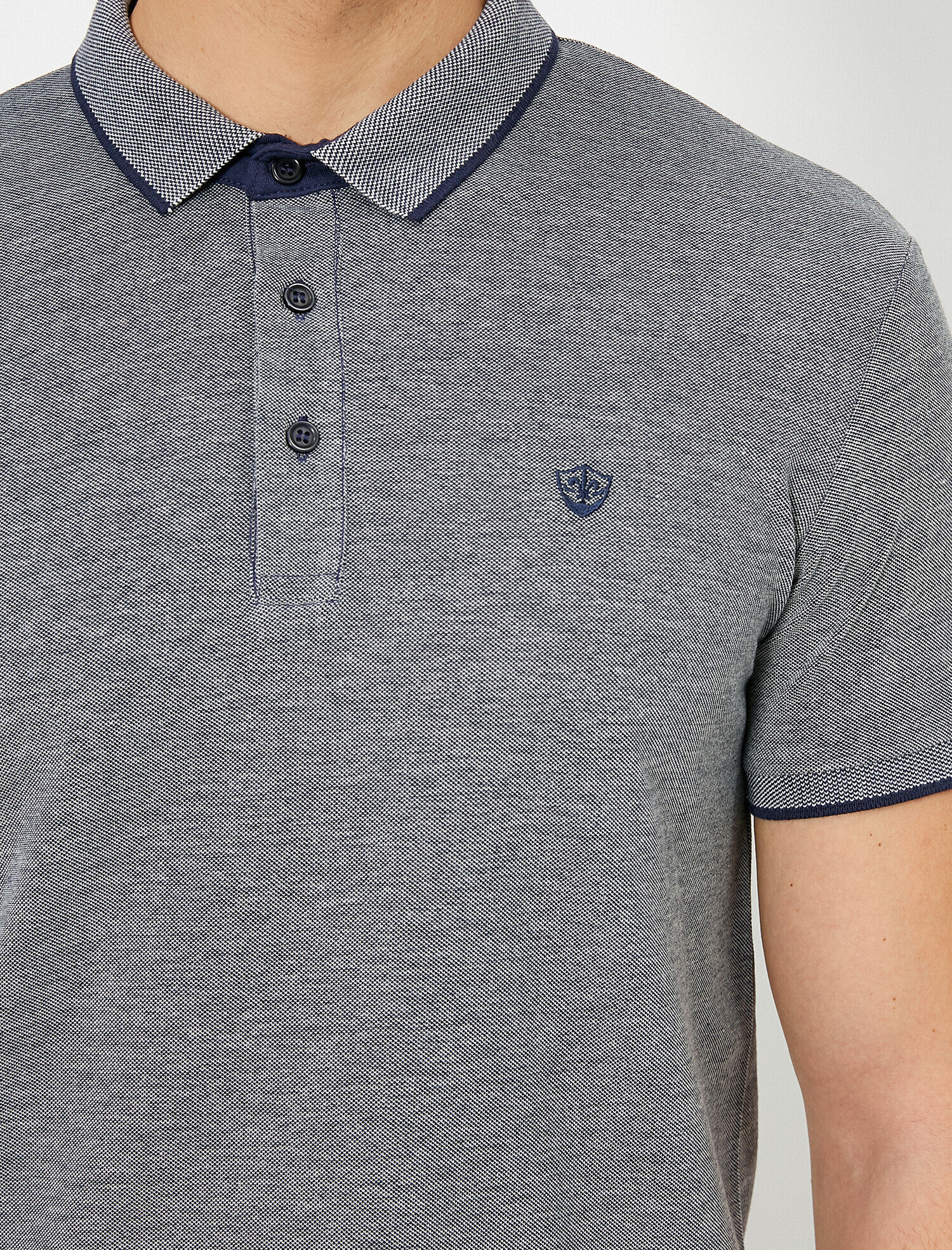   Polo Yaka İşleme Detaylı Desenli Kumaş Slim Fit Tişört