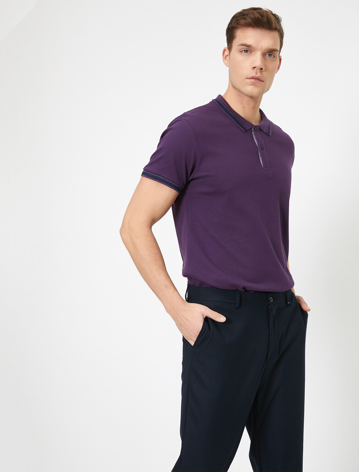   Polo Yaka Kısa Kollu Dar Kesim Tişört