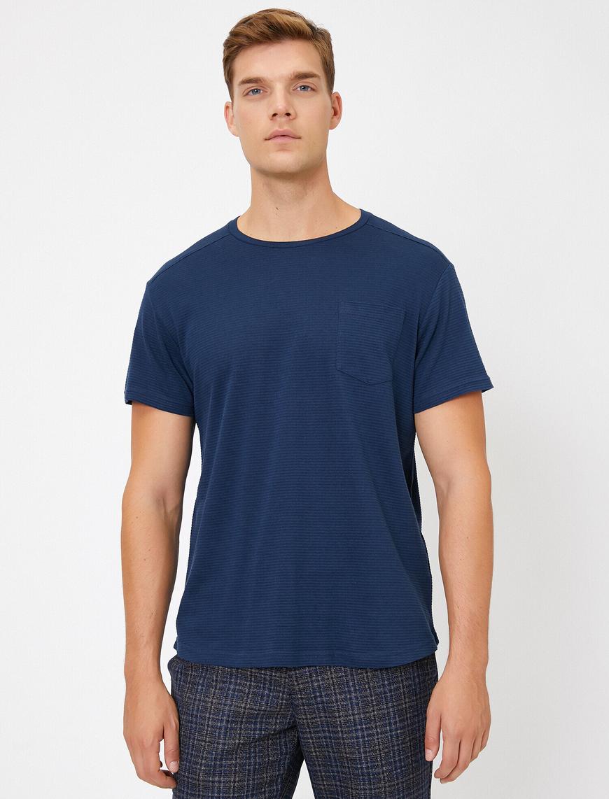   Bisiklet Yaka Çizgili Desenli Cep Detaylı Slim Fit Tişört