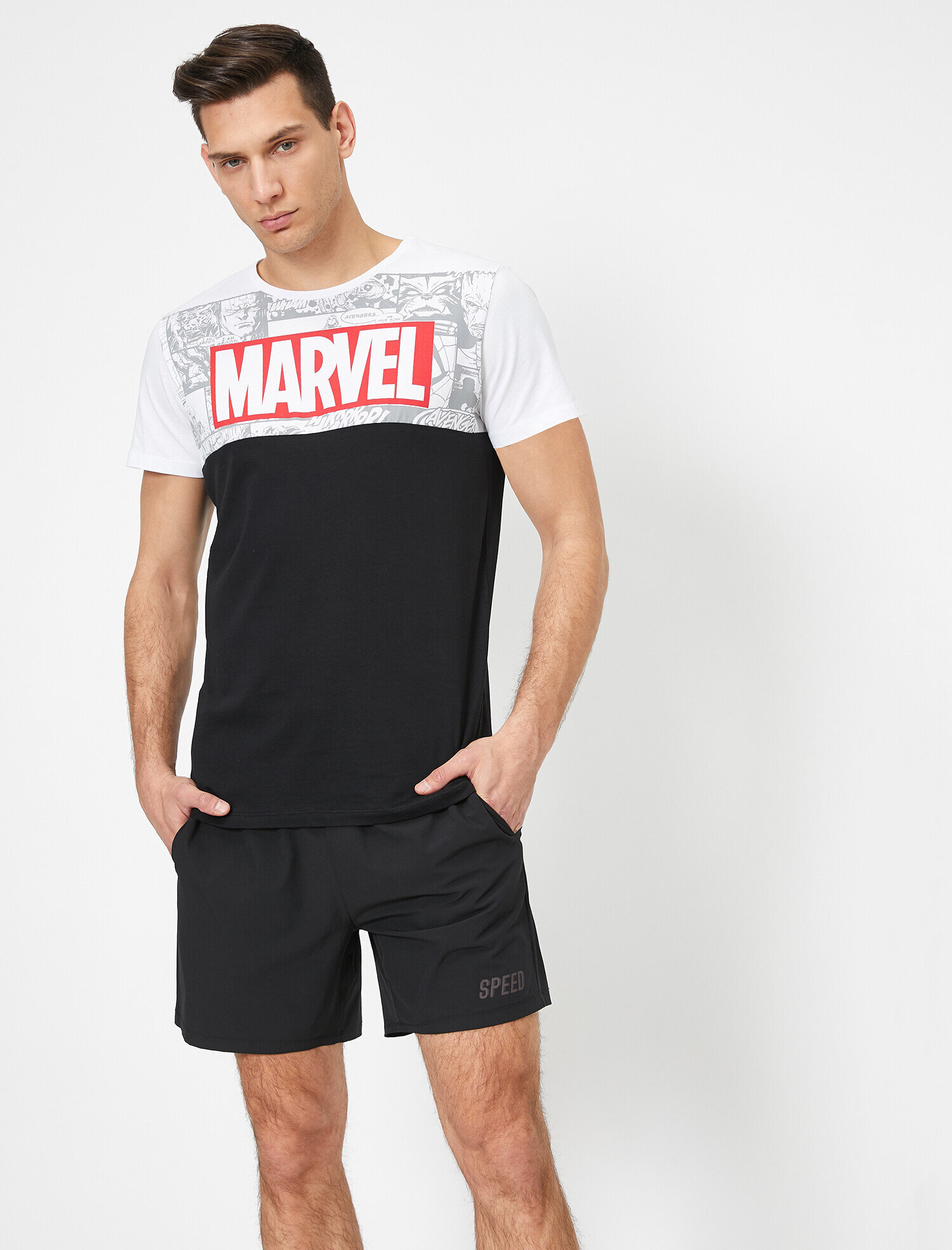   Marvel Baskılı Baskılı T-Shirt