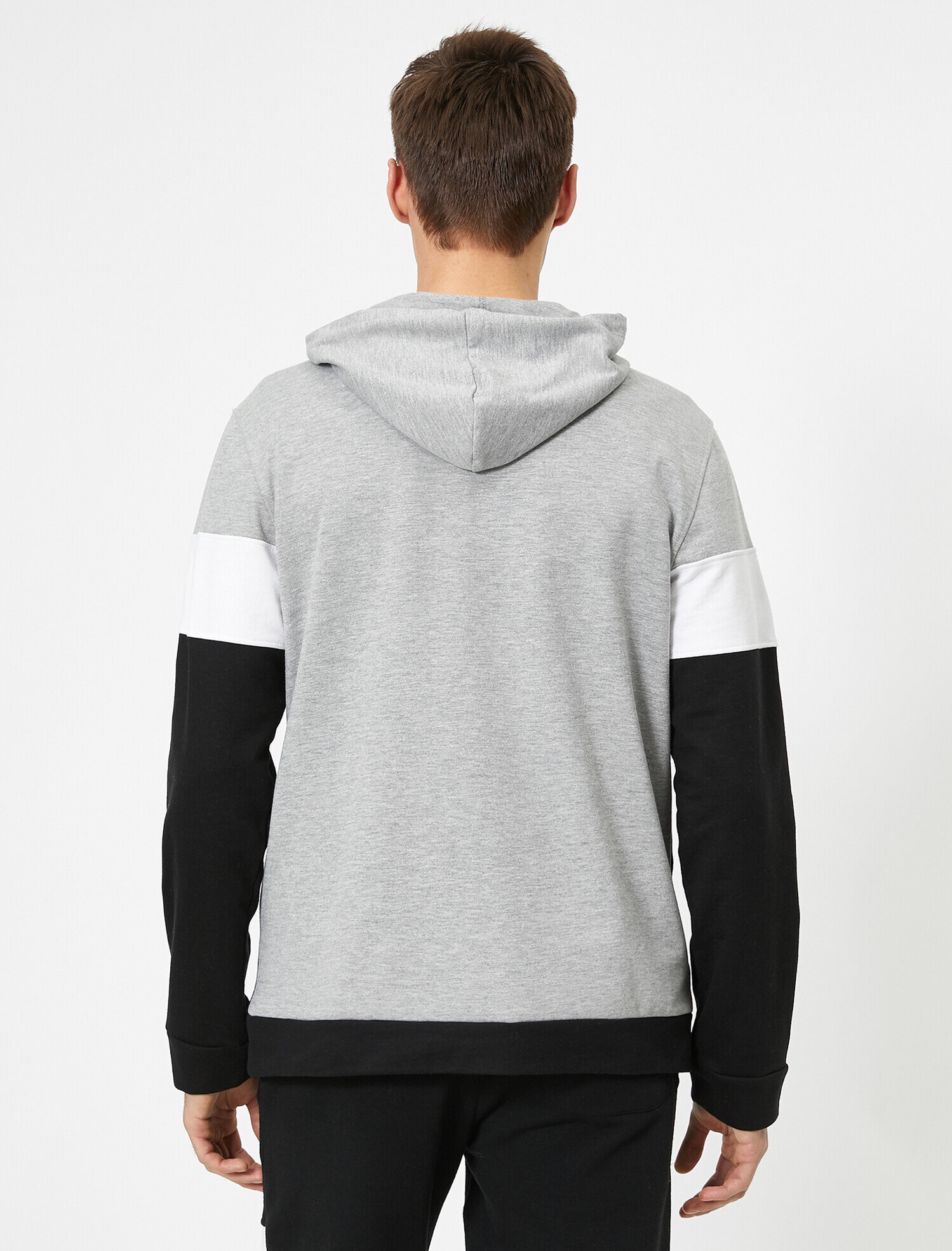   Cep Detaylı Sweatshirt
