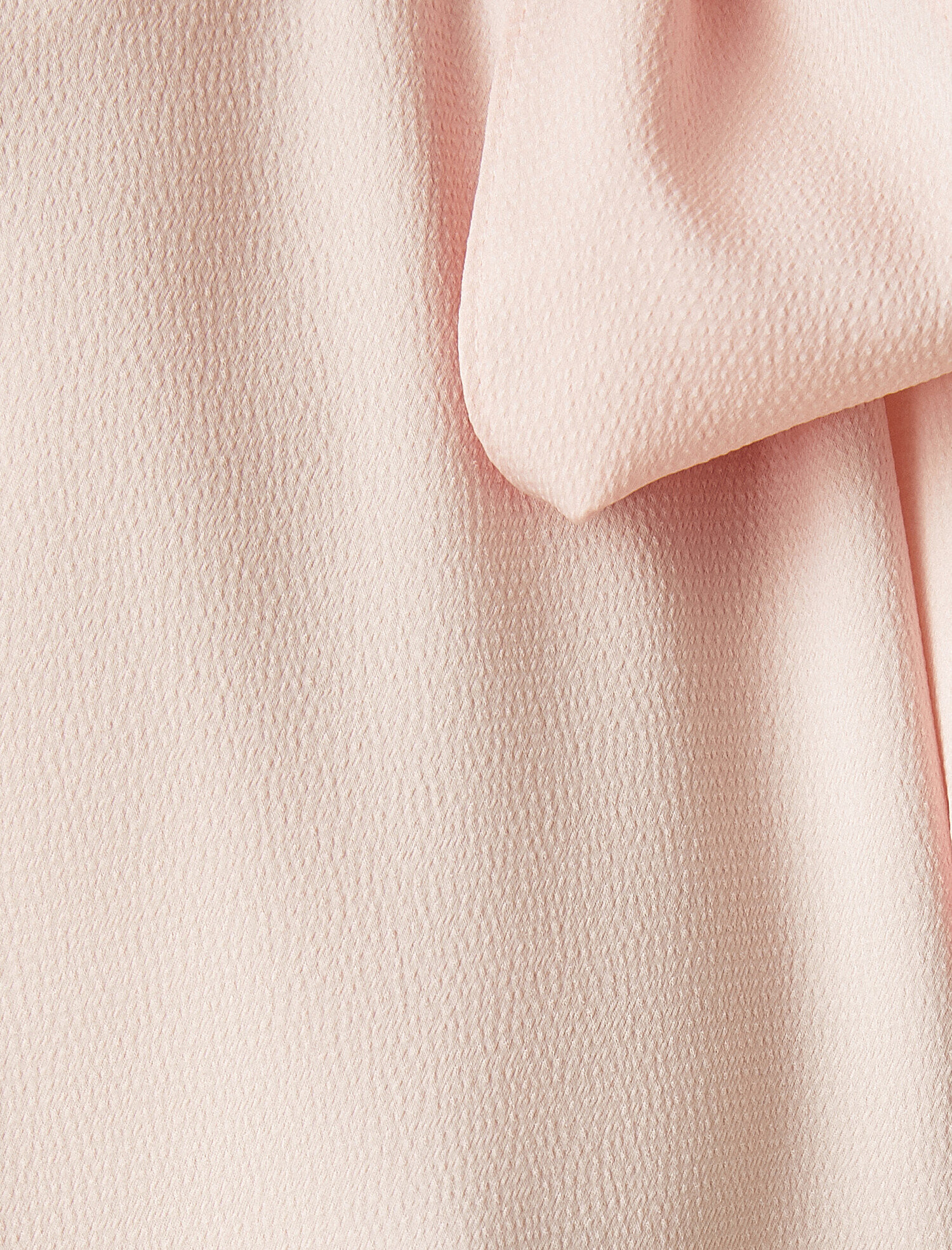   Fular Yaka Uzun Kollu Bluz