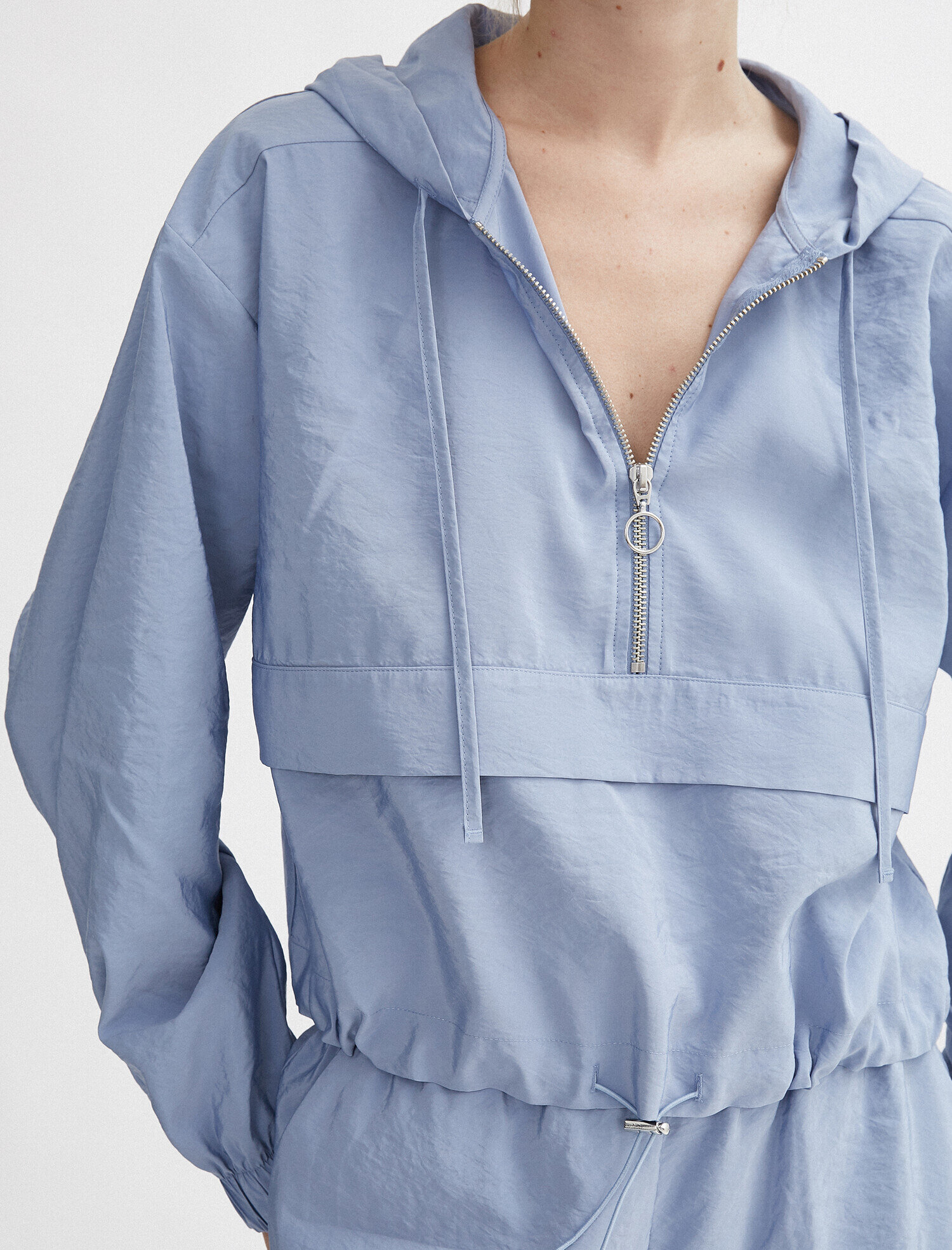 Uzun Kollu Fermuar Detaylı Crop Bluz