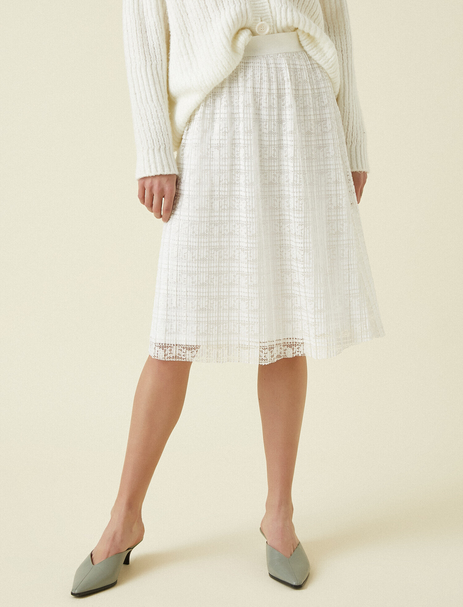   Pileli Dantel Görünümlü Midi Boy Etek