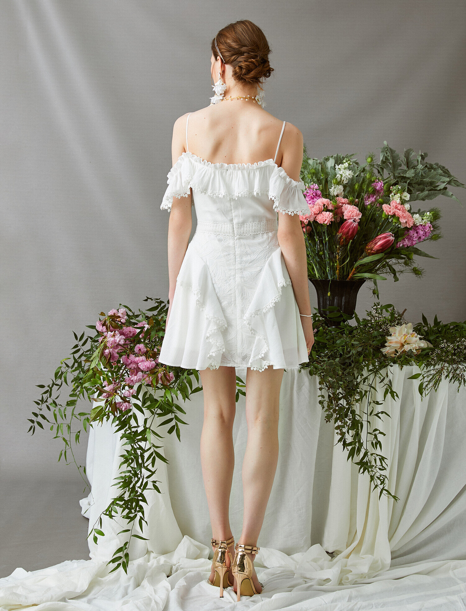   Askılı Fırfırlı Kısa Elbise