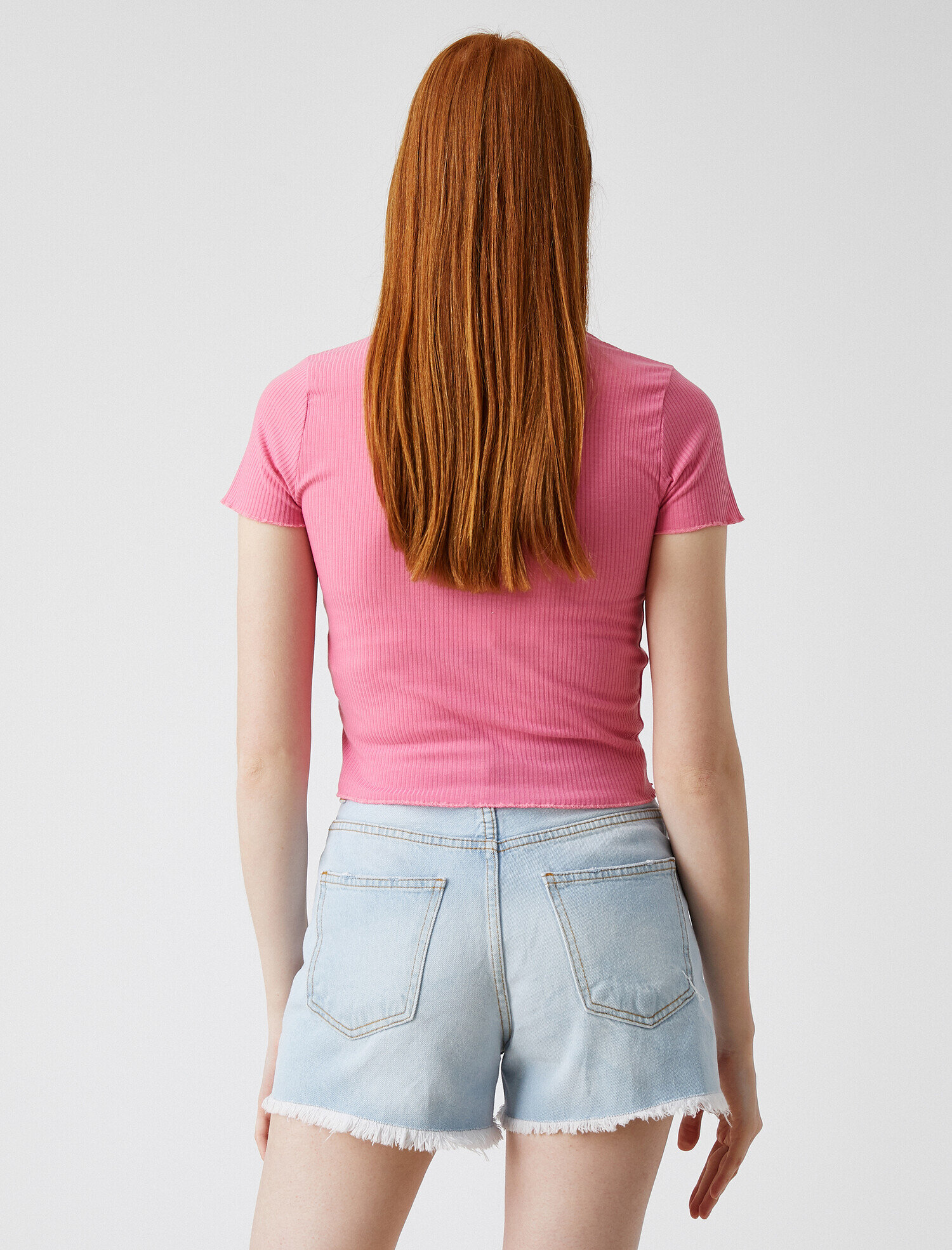   Bisiklet Yaka Tişört Fırfır Detaylı Fitilli