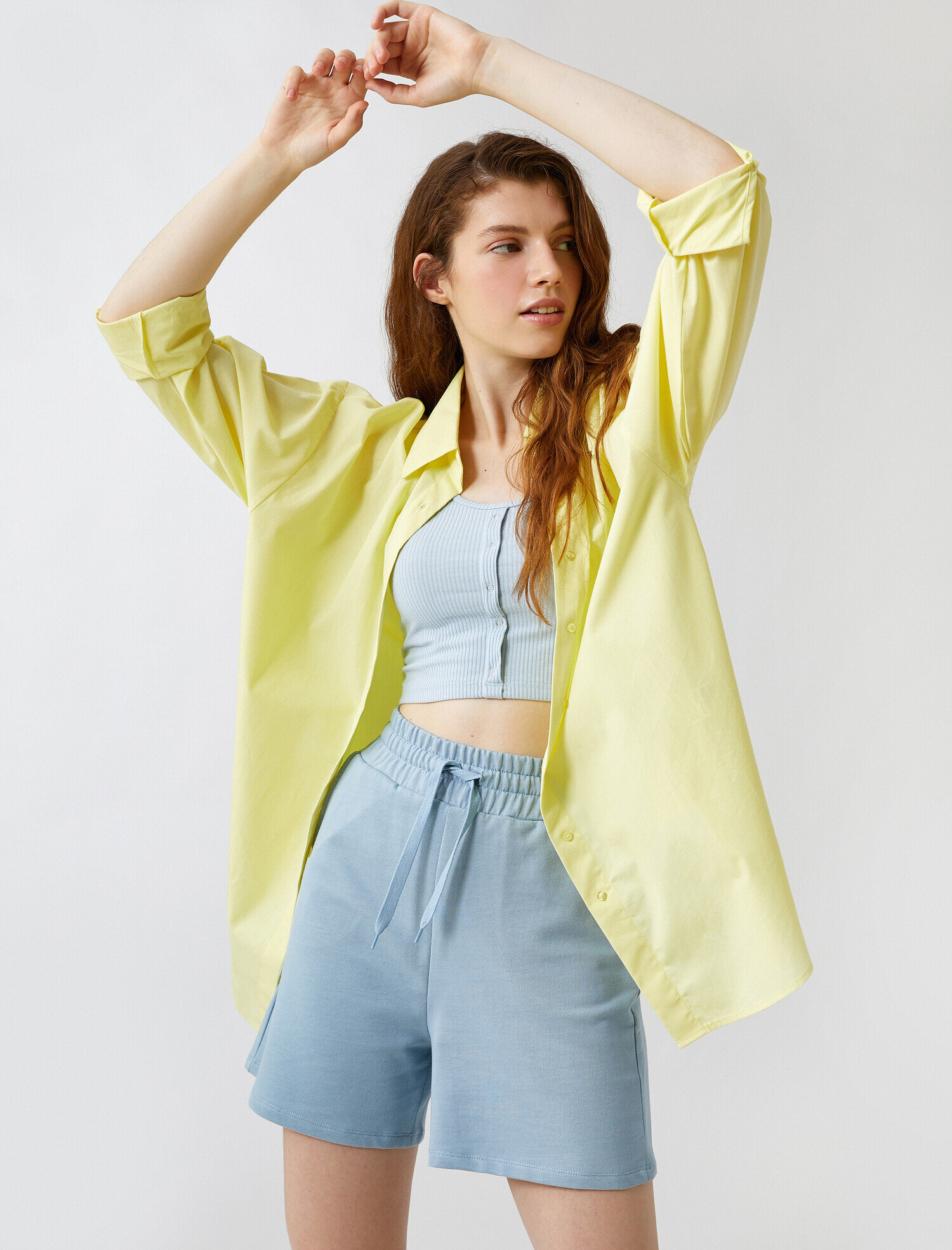   Belden Bağlamalı Şort