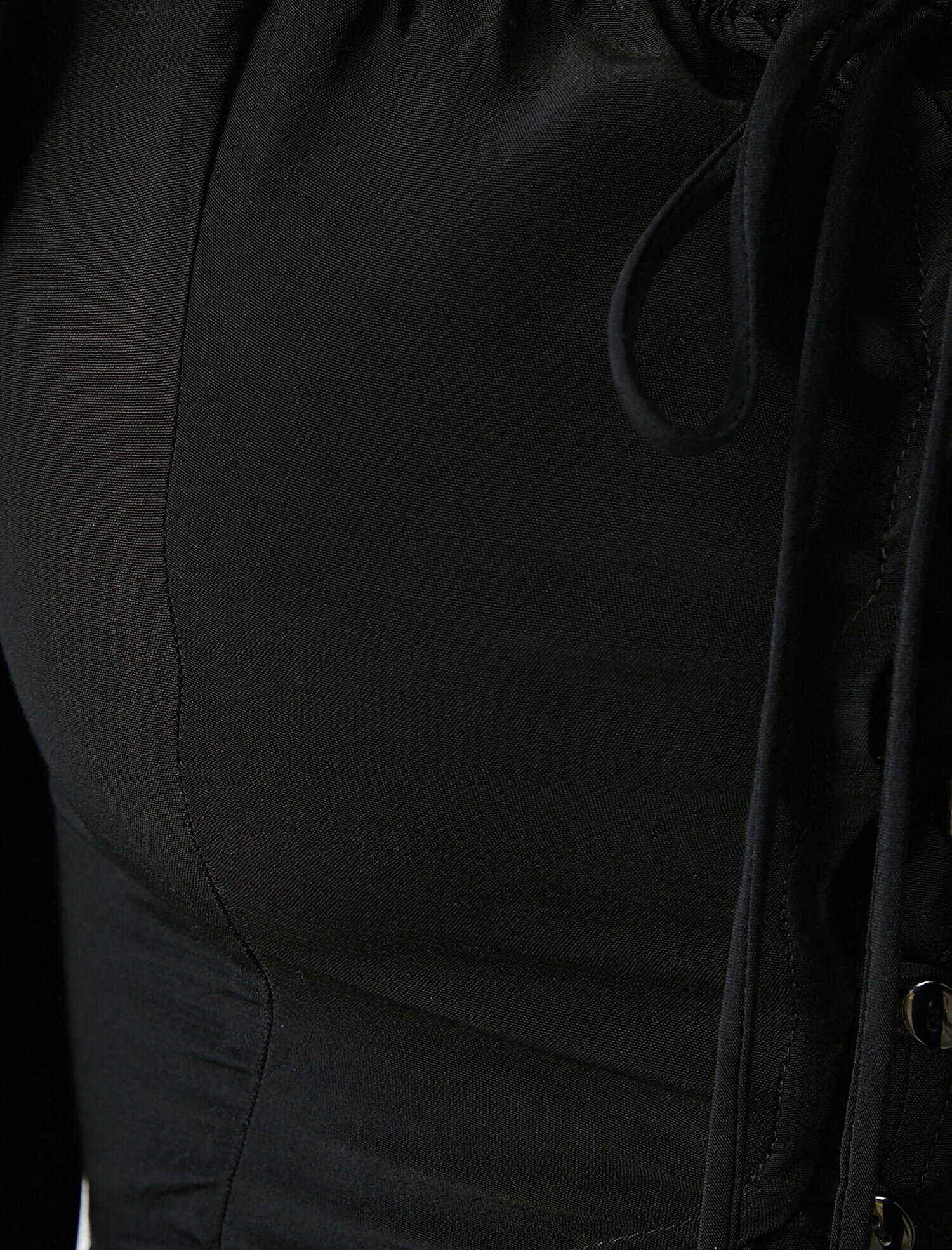   Kare Yaka Bluz Uzun Kollu Fırfırlı