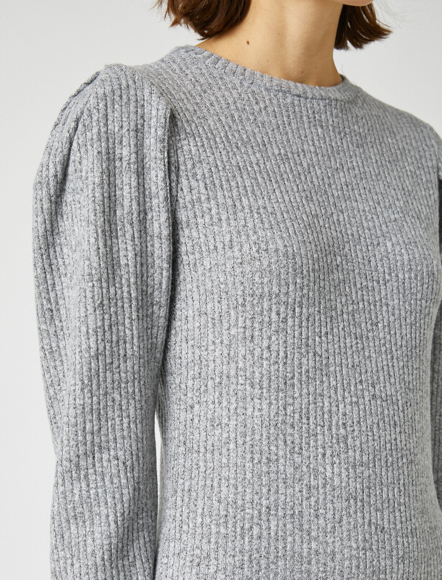   Uzun Puff Kol Bisiklet Yaka Kısa Triko Elbise