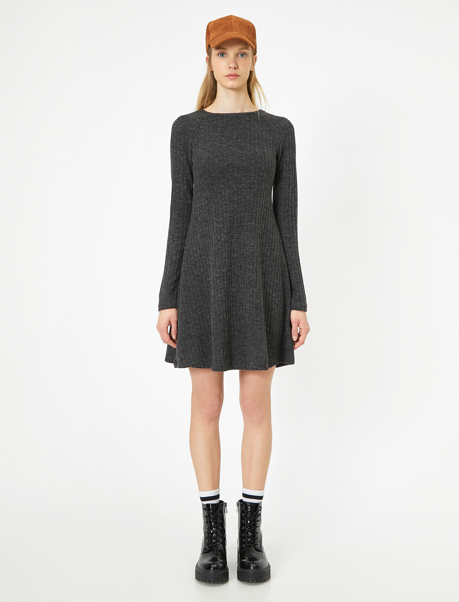   Bisiklet Yaka Elbise