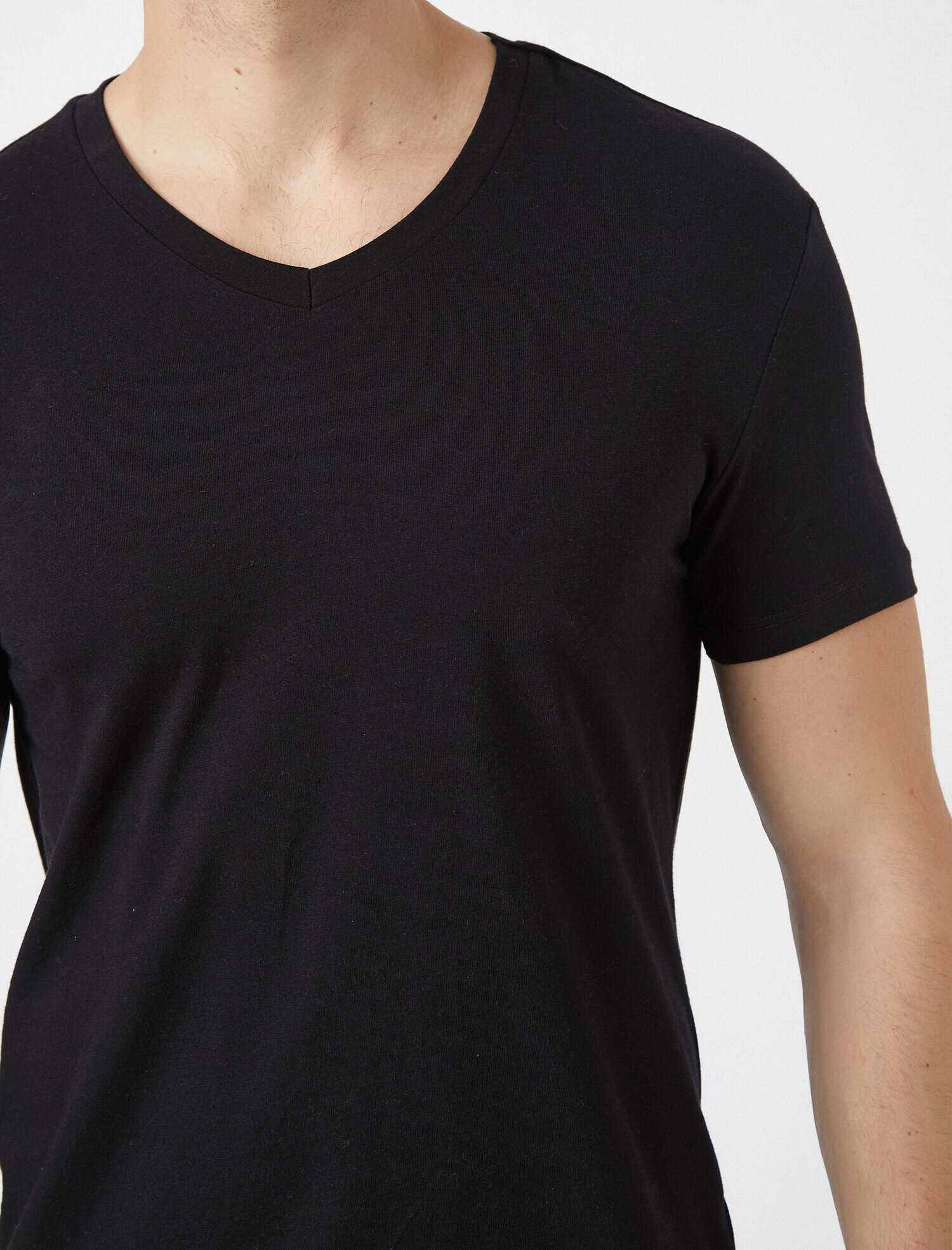   Basic V Yaka Tişört Kısa Kollu Pamuklu