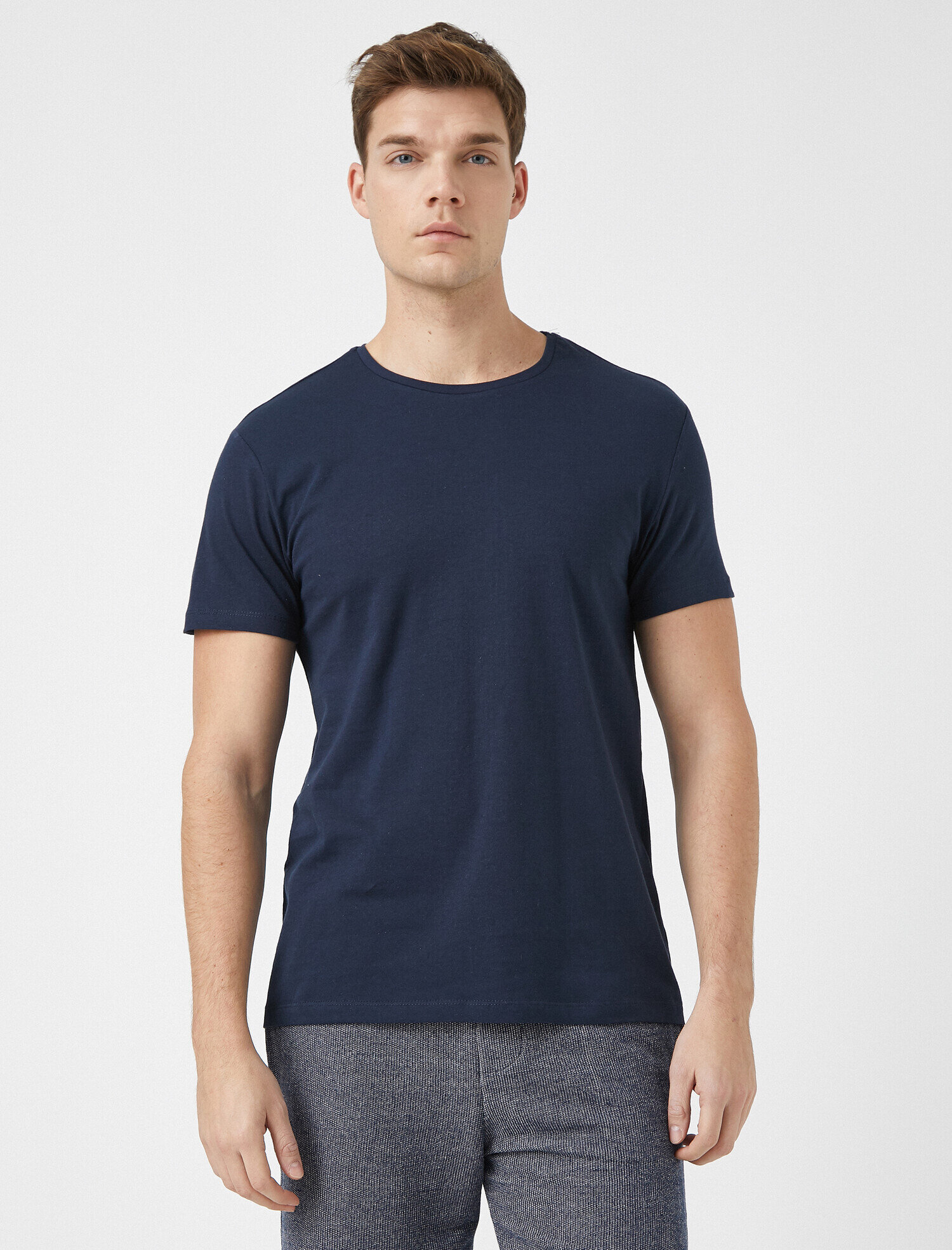 Basic Kısa Kollu Bisiklet Yaka Tişört