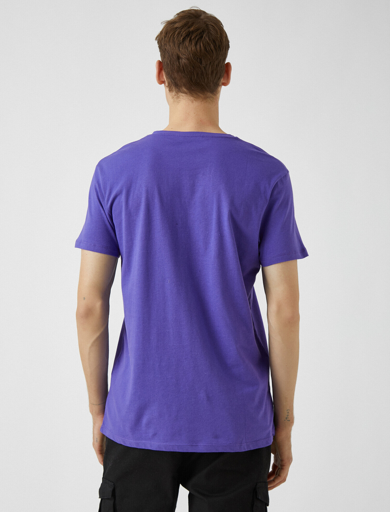   Basic Kısa Kollu Bisiklet Yaka Tişört