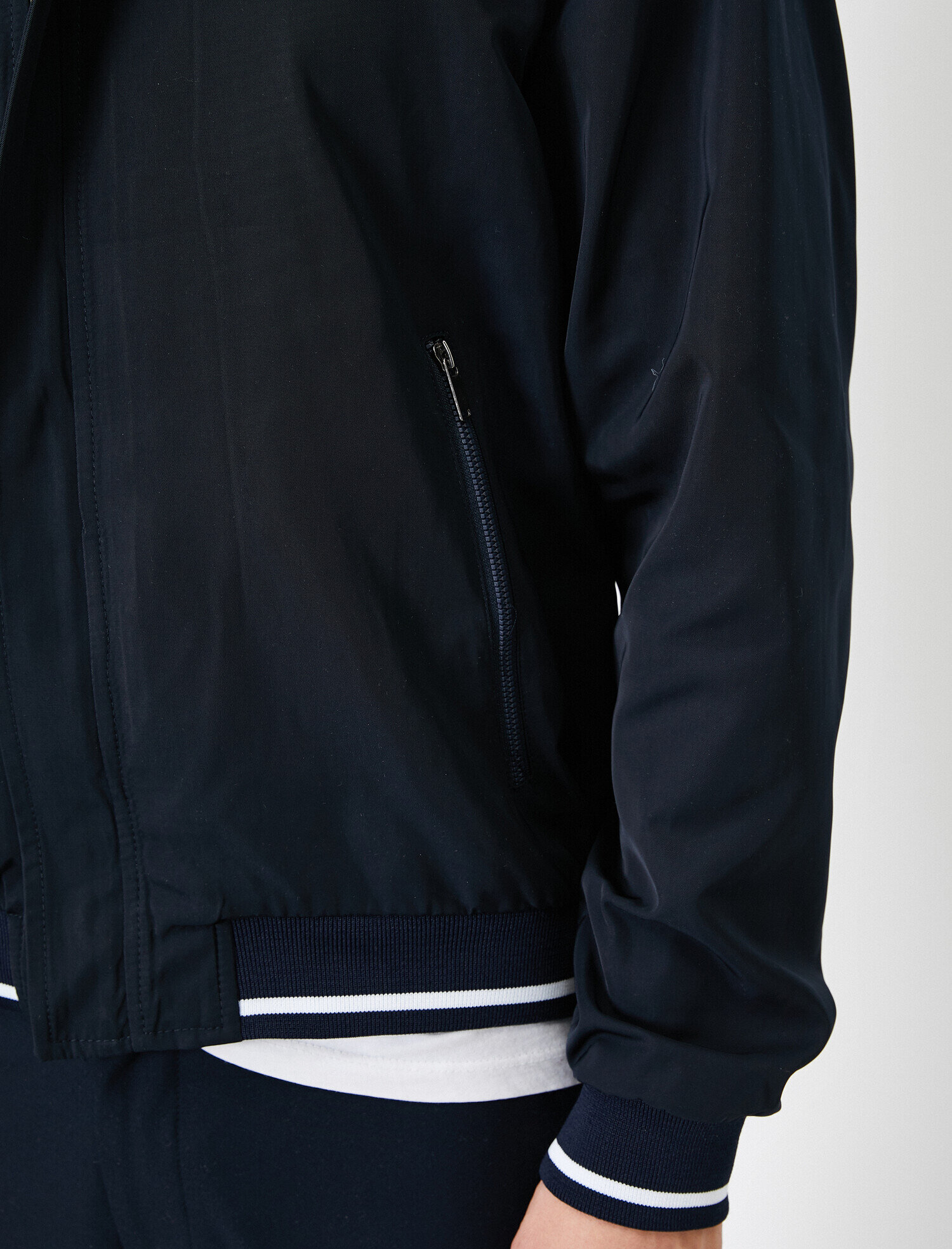   Çizgili Ribanalı Fermuarlı Mont