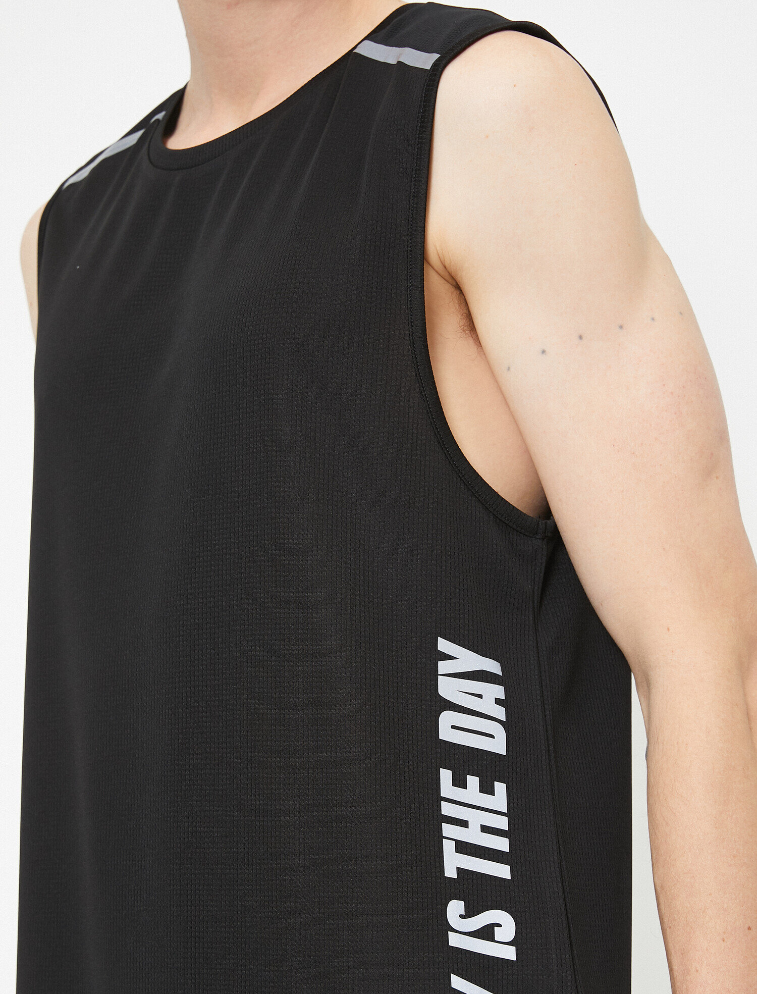   Yazılı Baskılı Atlet