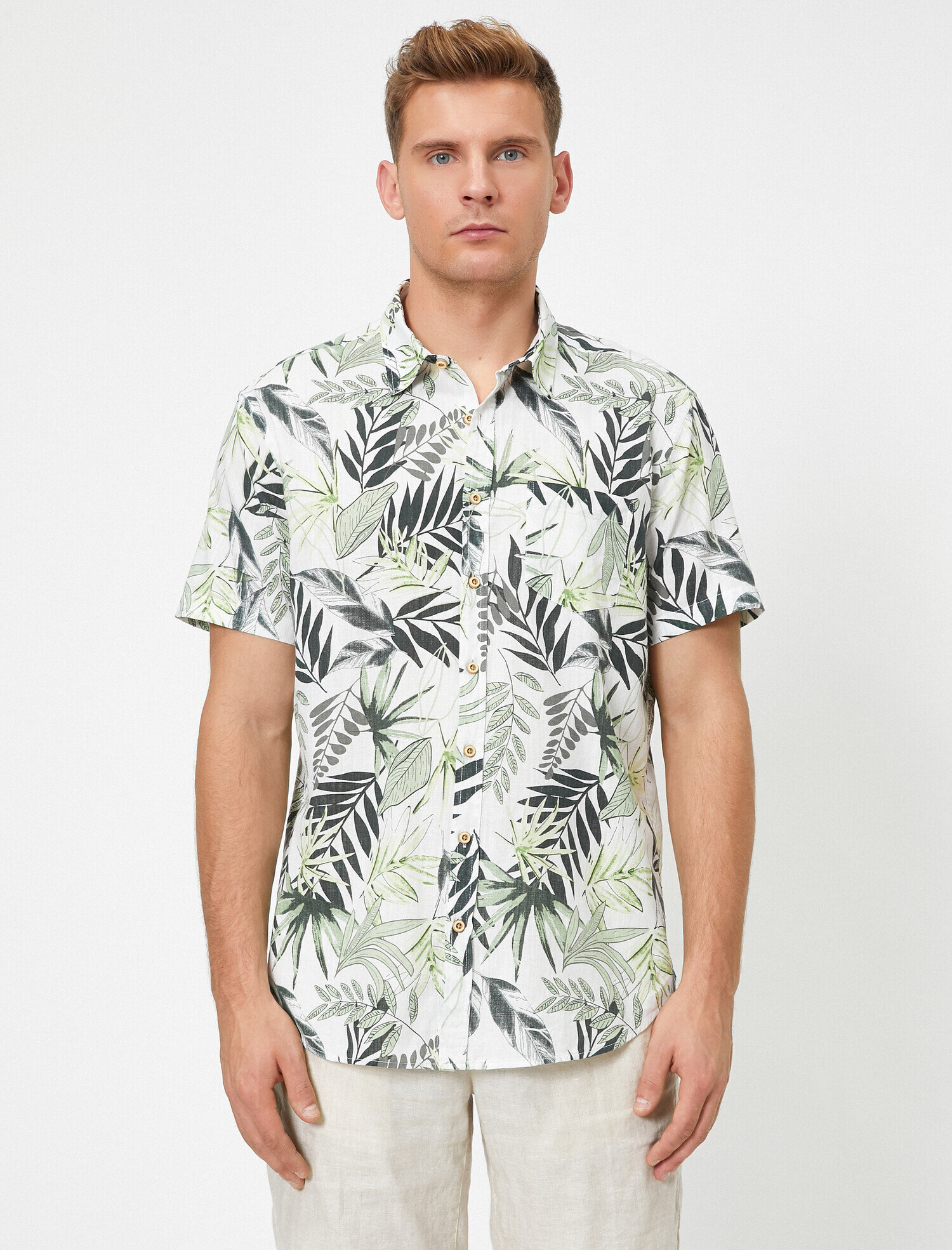   Kısa Kollu Desenli Gömlek