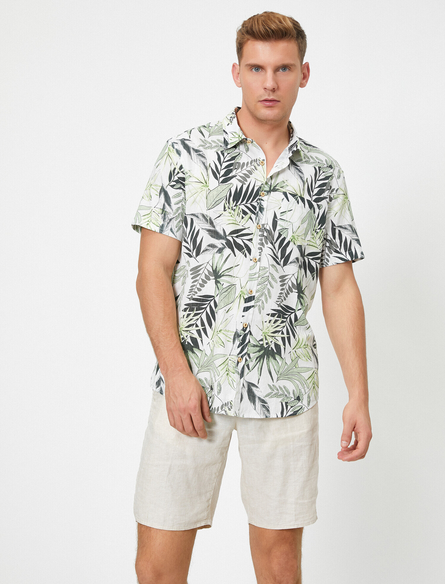   Kısa Kollu Desenli Gömlek