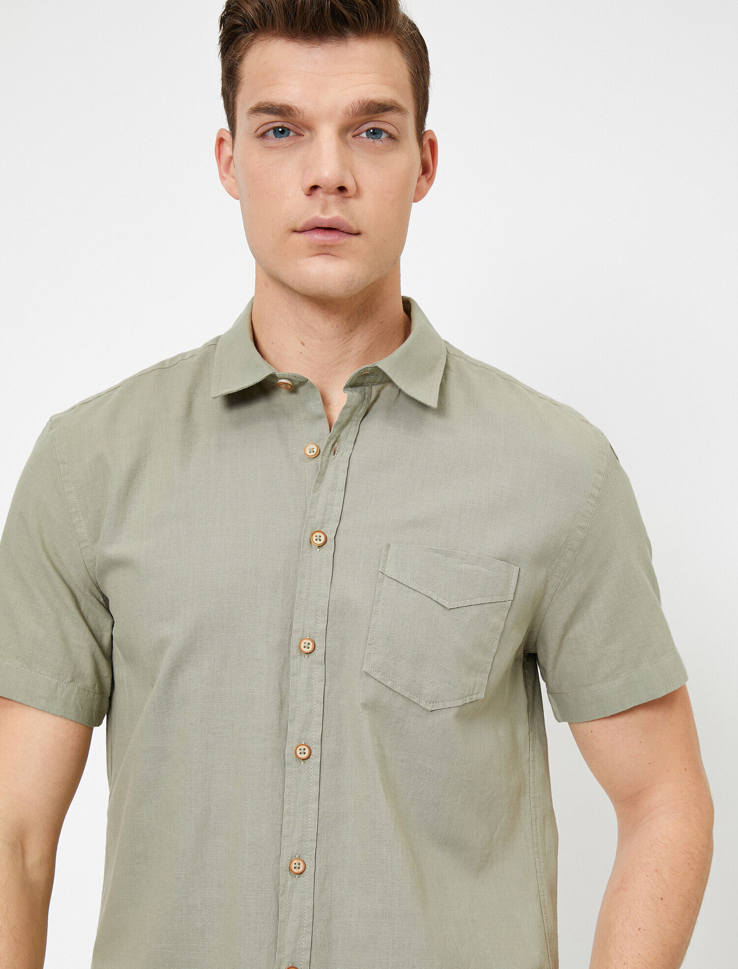   Cep Detaylı Gömlek