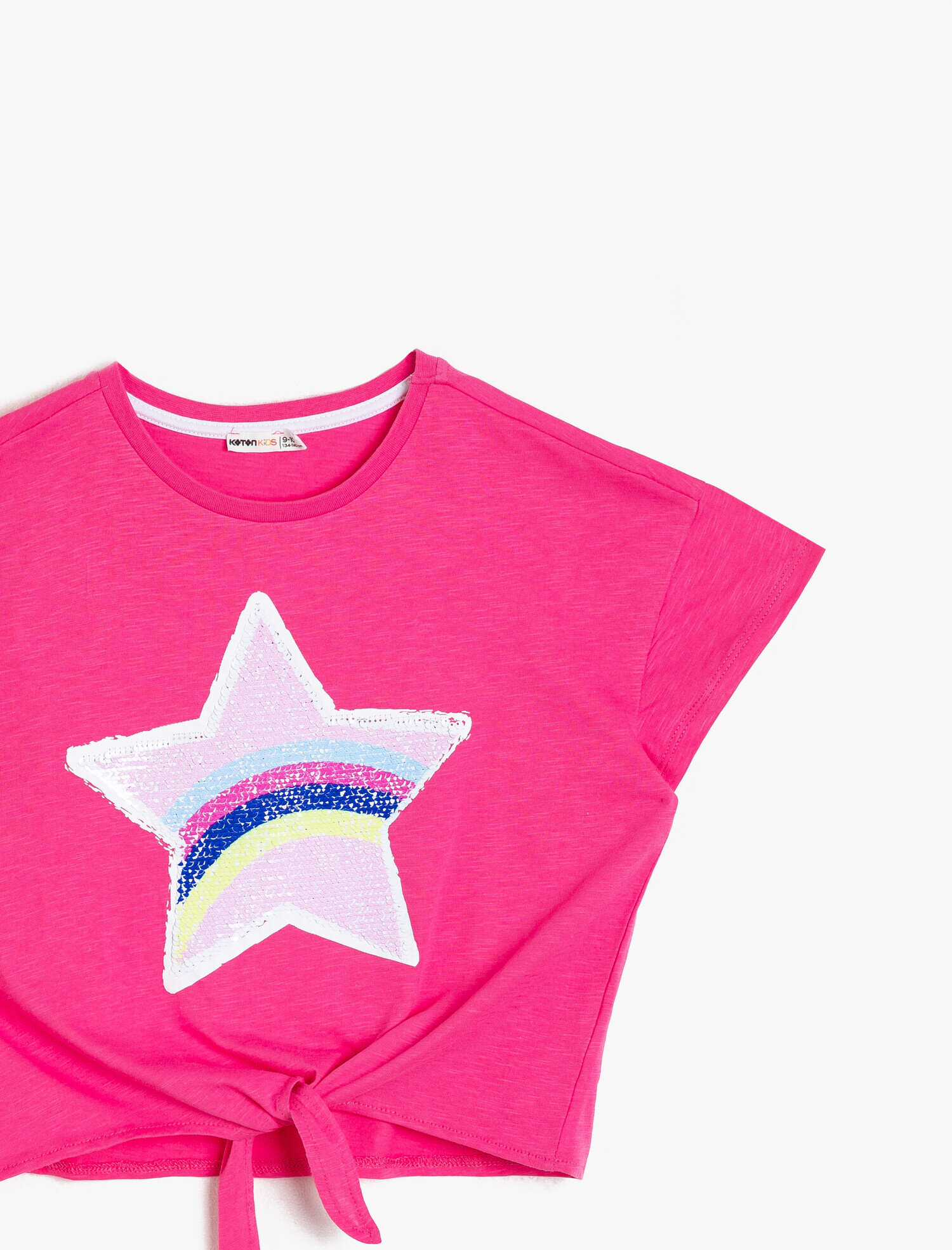  Kız Çocuk Pul Detaylı Tişört