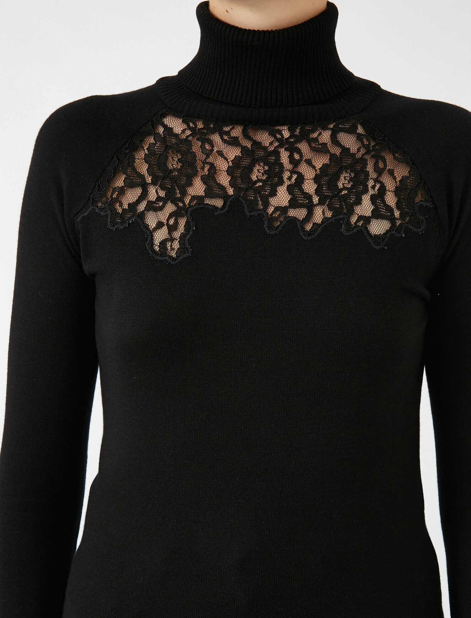   Balıkçı Yaka Uzun Kollu Dantel Detaylı Triko Kazak