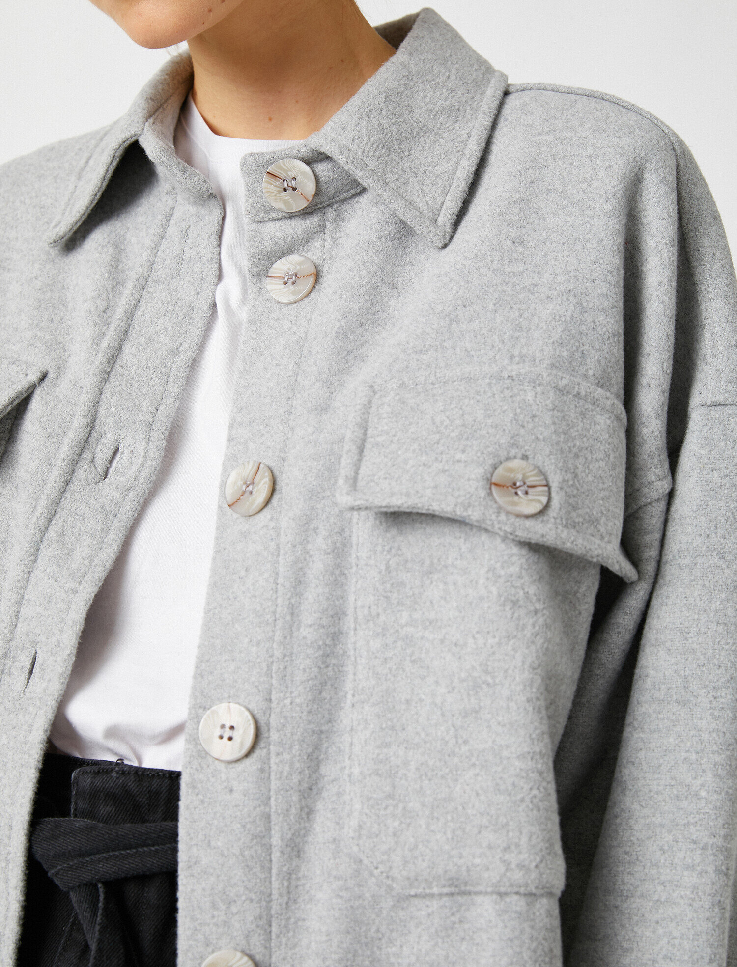   Kaşe Düğme Detaylı Ceket