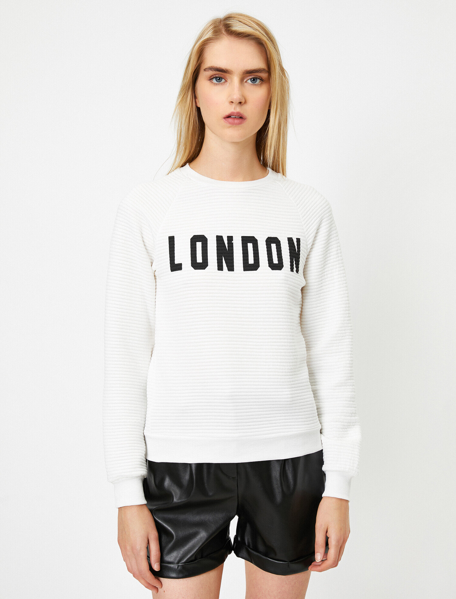   Uzun Kollu Yazılı Baskılı Sweatshirt