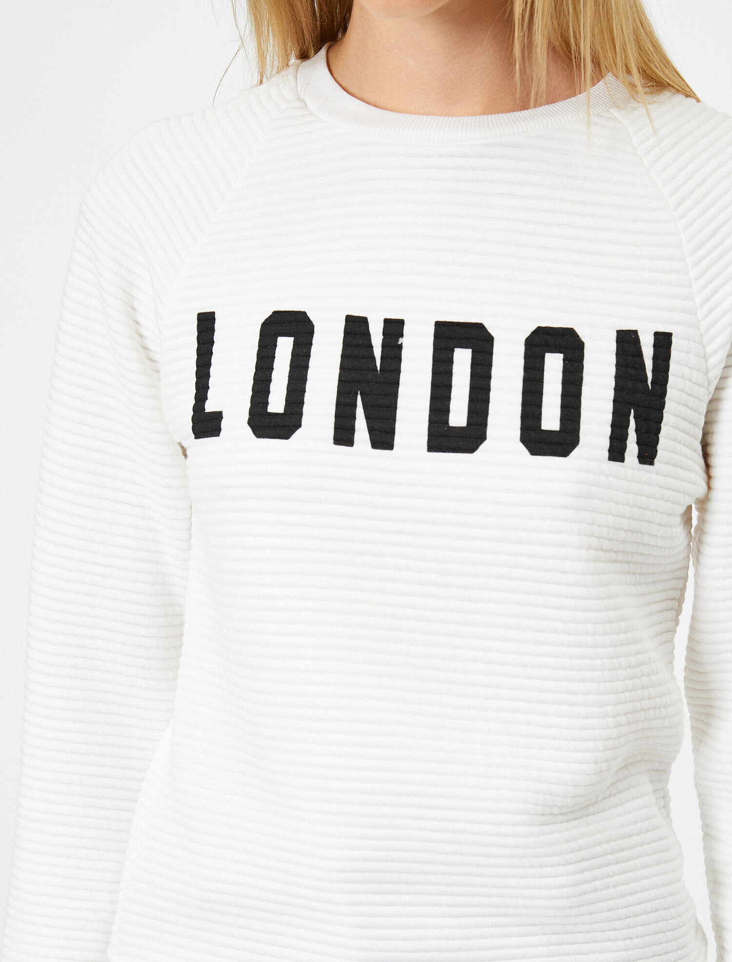   Uzun Kollu Yazılı Baskılı Sweatshirt