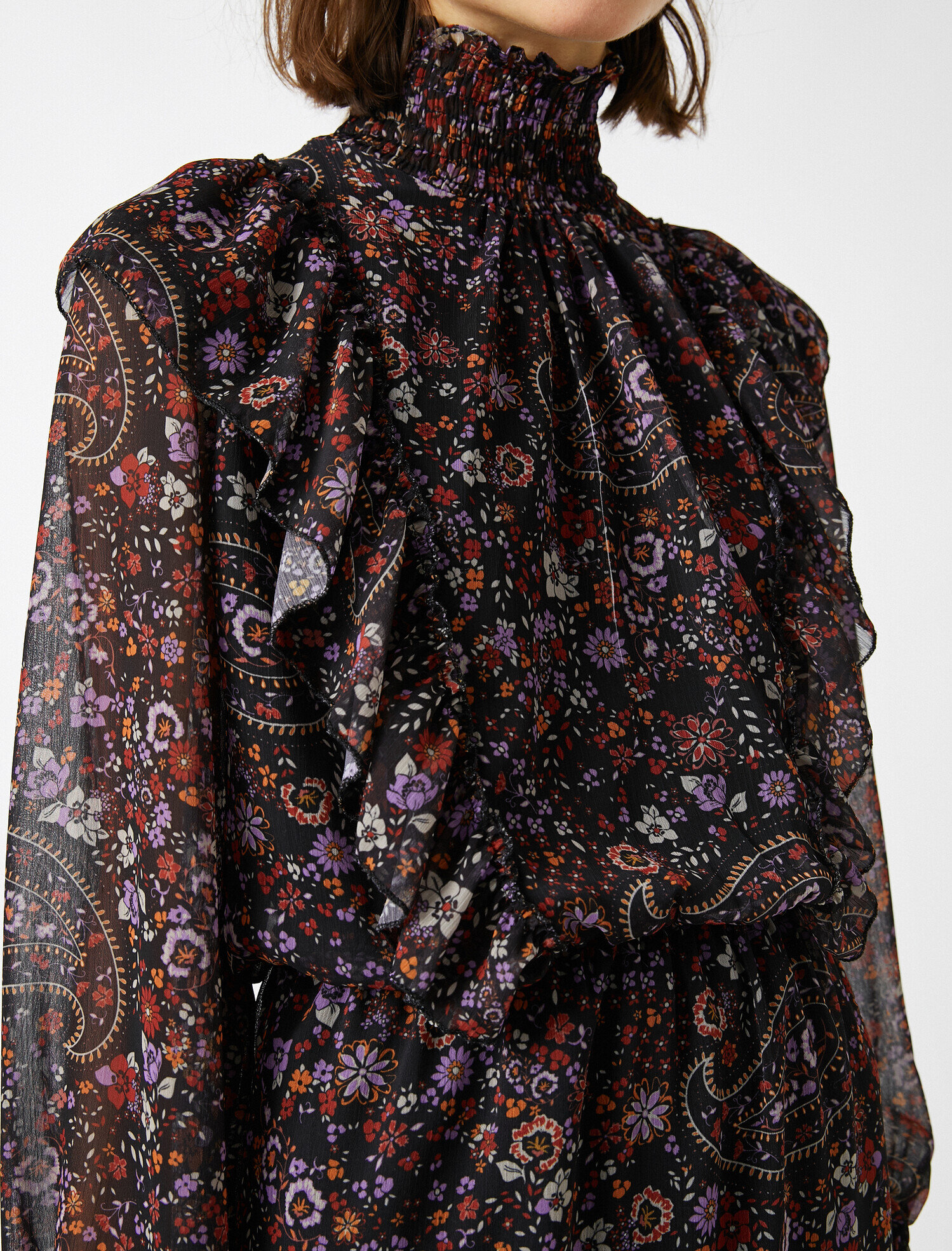   Boğazlı Uzun Kollu Şal Desenli Şifon Elbise