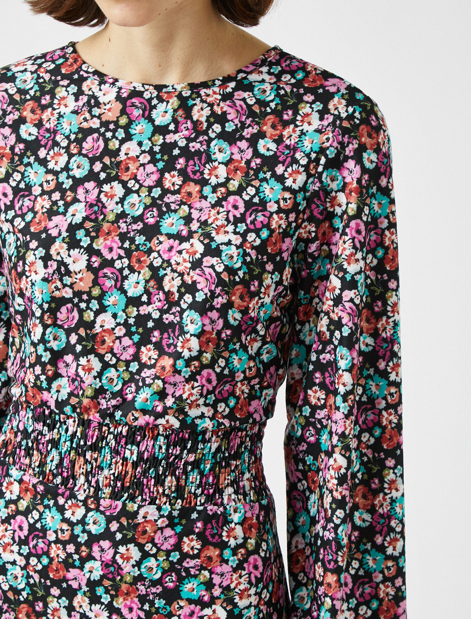   Bisiklet Yaka Uzun Kollu Fırfırlı Çiçekli Kısa Elbise