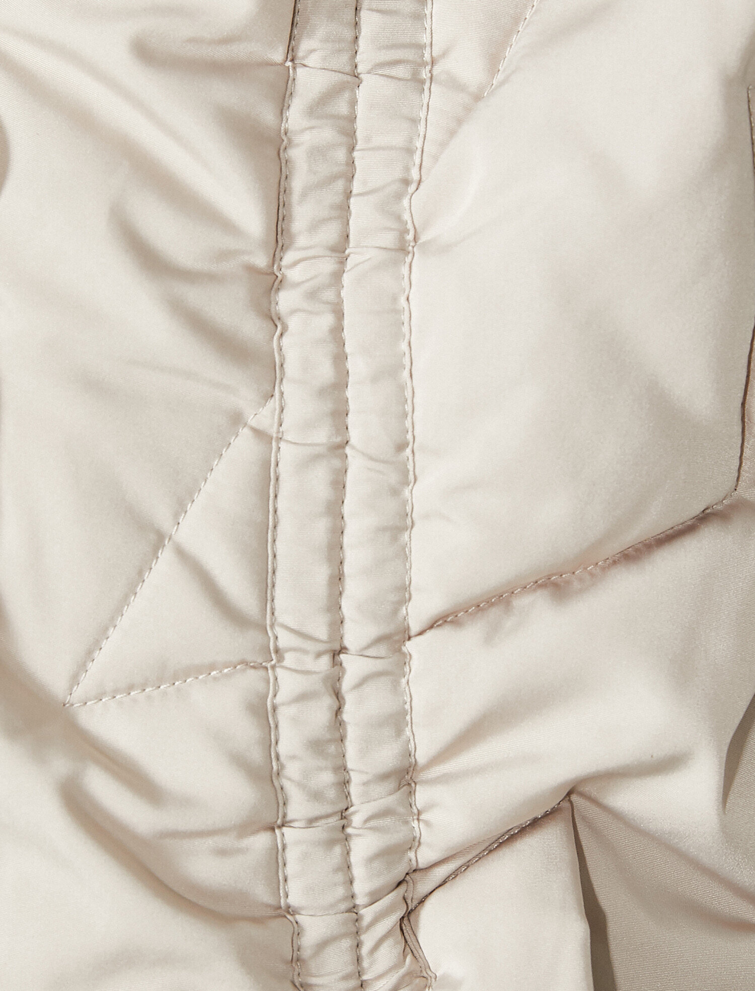   Yakası Kürklü Kapüşonlu Kapitone Oversize Şişme Mont