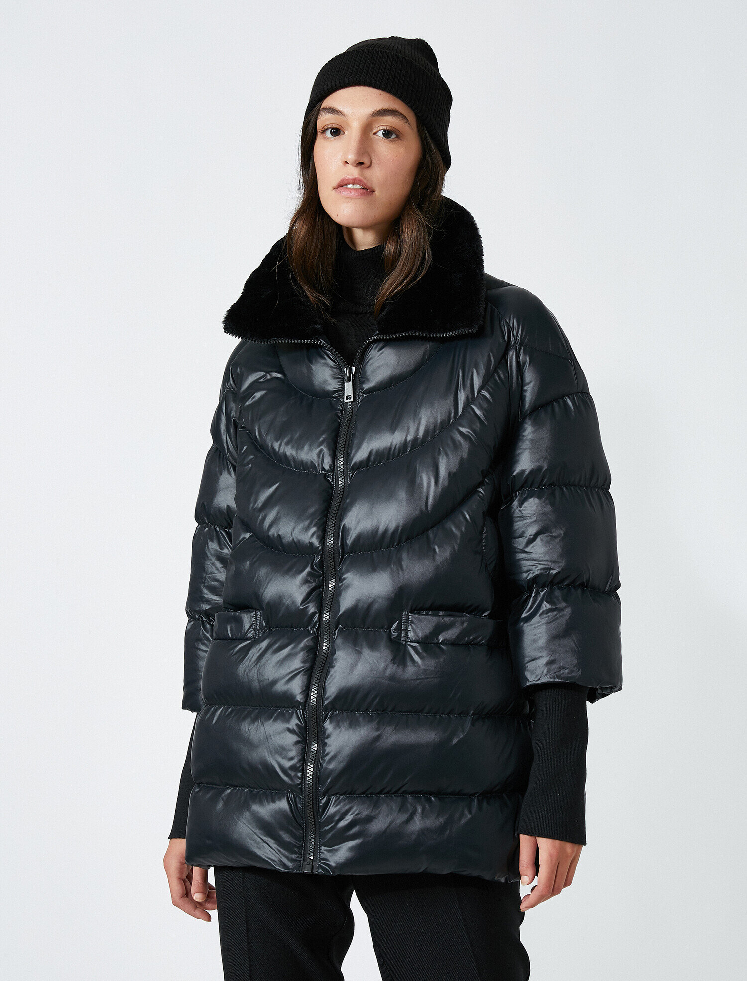   Yakası Kürklü Yarım Kol Oversize Uzun Şişme Mont