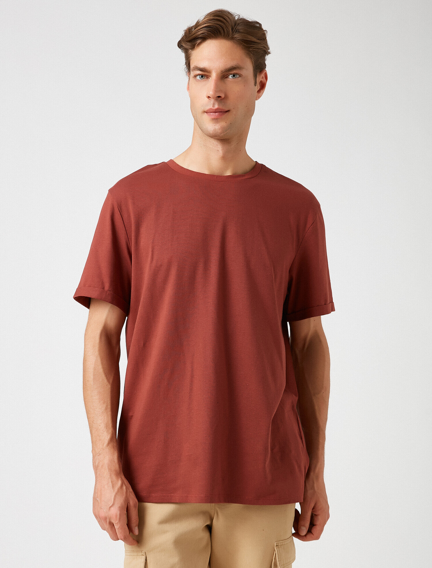 Pamuklu Bisiklet Yaka Kısa Kollu Basic Tişört