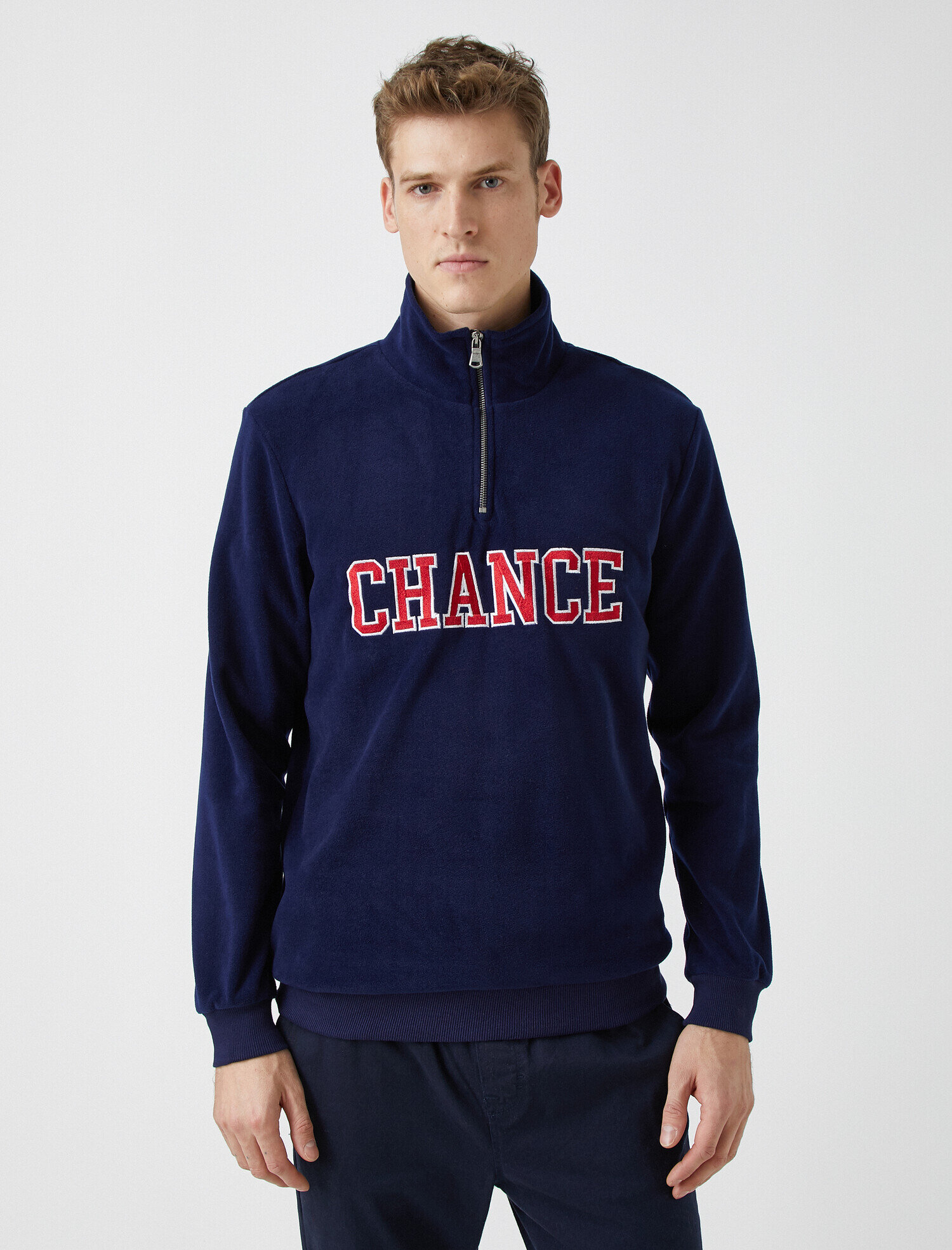   Fermuarlı Yazılı İşlemeli Polar Sweatshirt