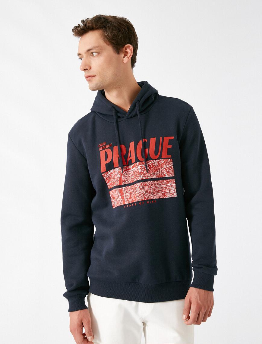   Kapüşonlu Uzun Kollu Baskılı Sweatshirt