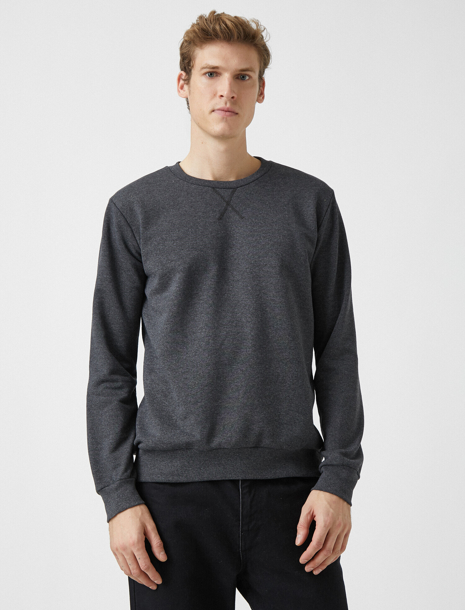   Uzun Kollu Bisiklet Yaka Sweatshirt