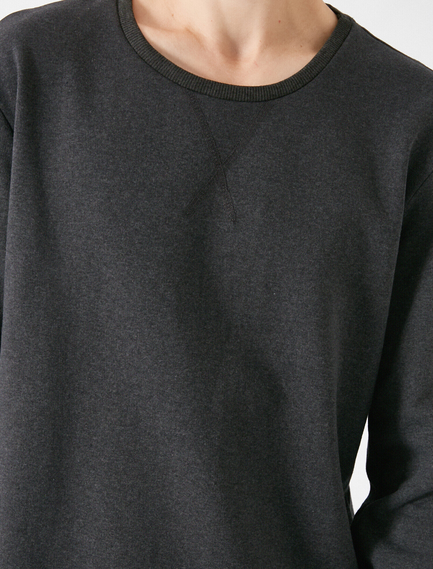 Bisiklet Yaka Basic Sweatshirt