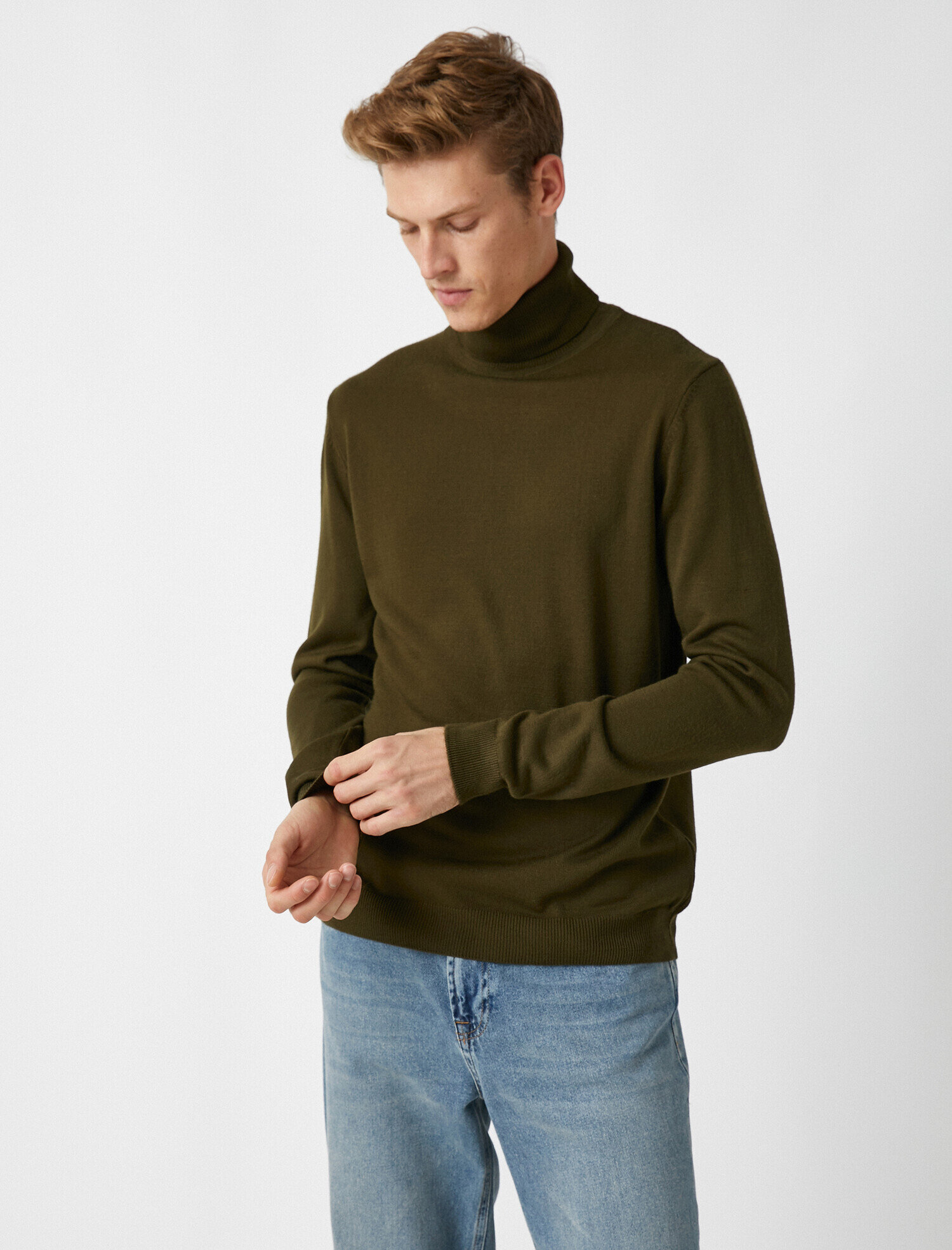 Boğazlı Uzun Kollu Dar Kesim Triko Kazak