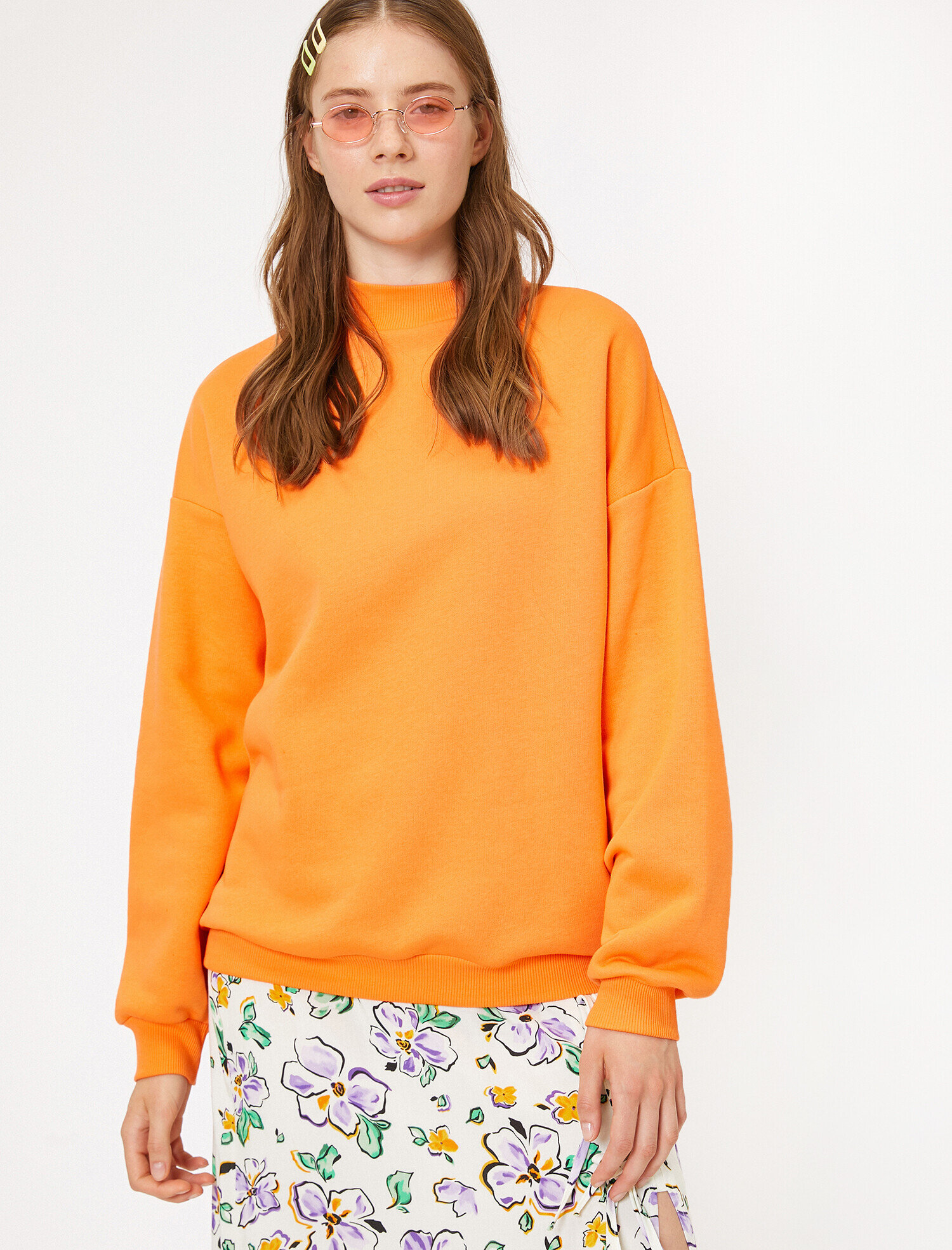   Yüksek Yaka Sweatshirt