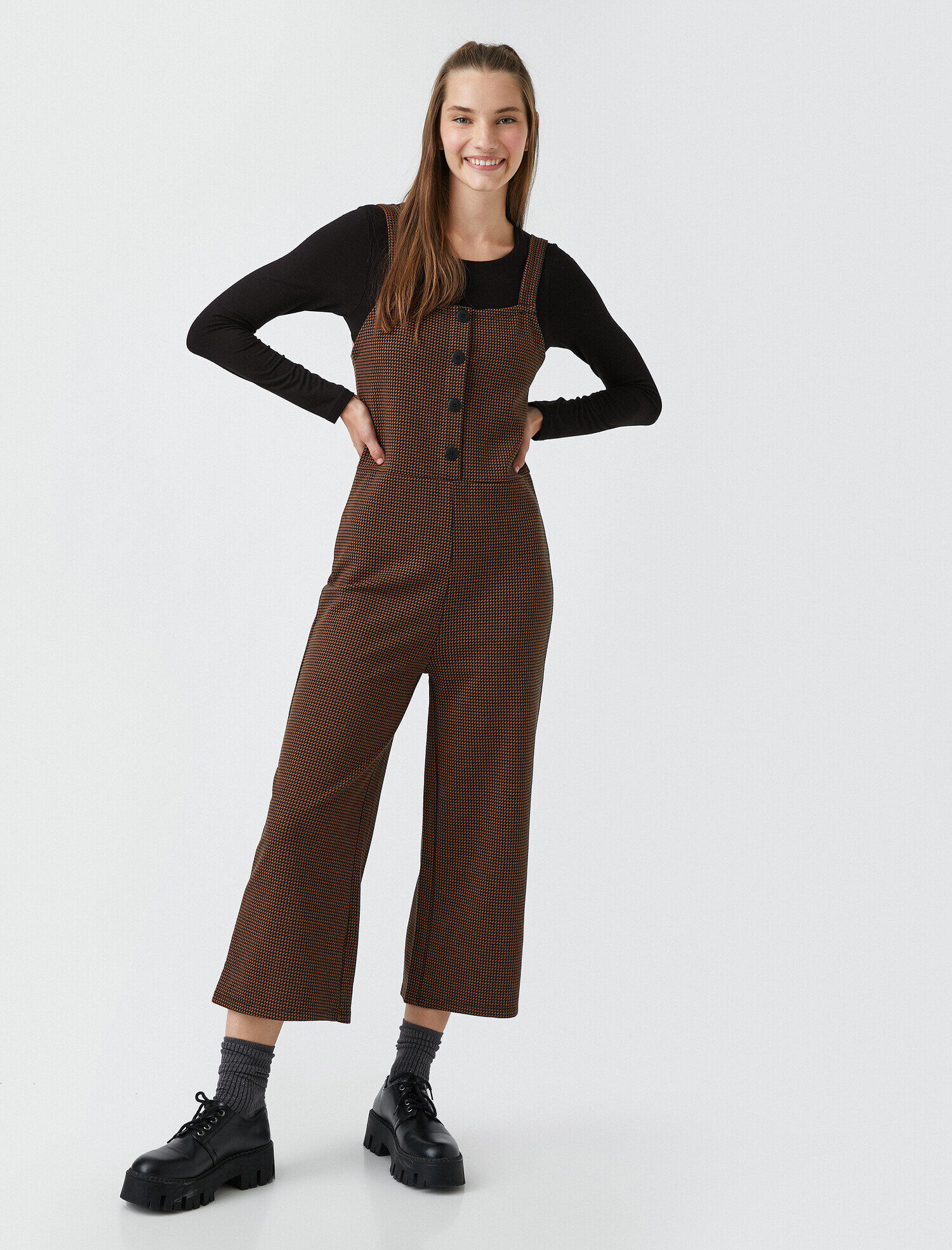   Düğme Detaylı Tulum